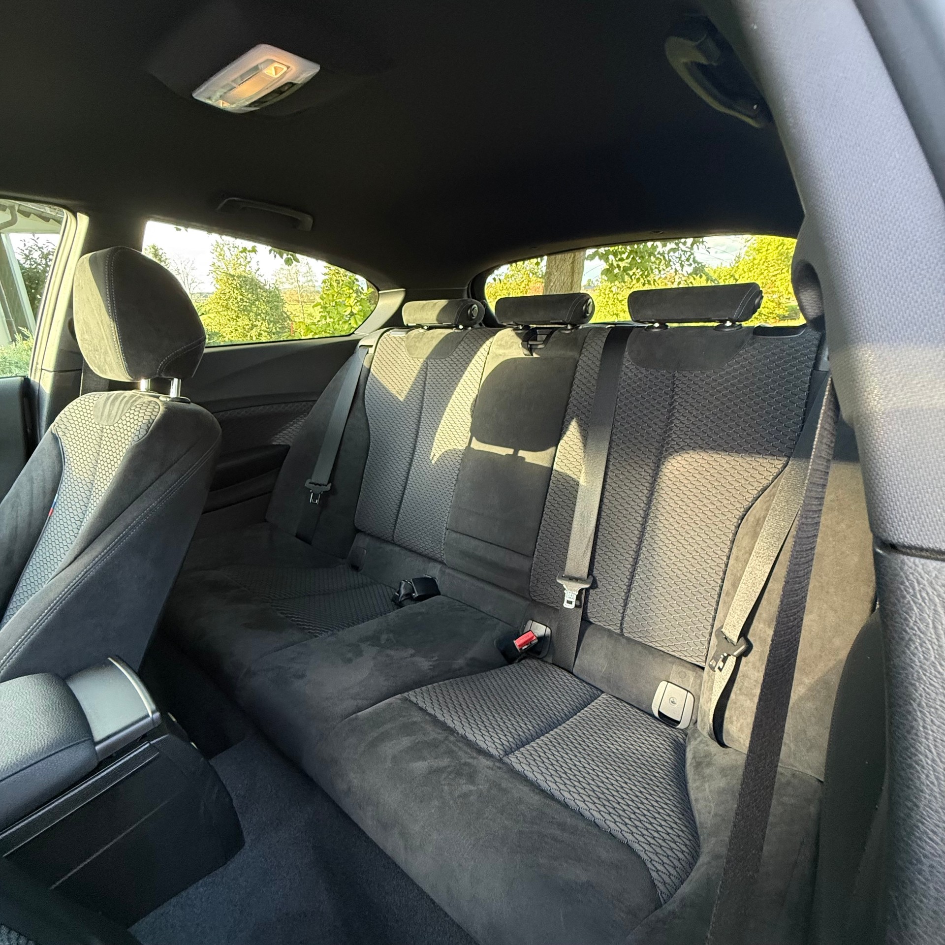 BMW M135i xDrive Steptronic-image-7