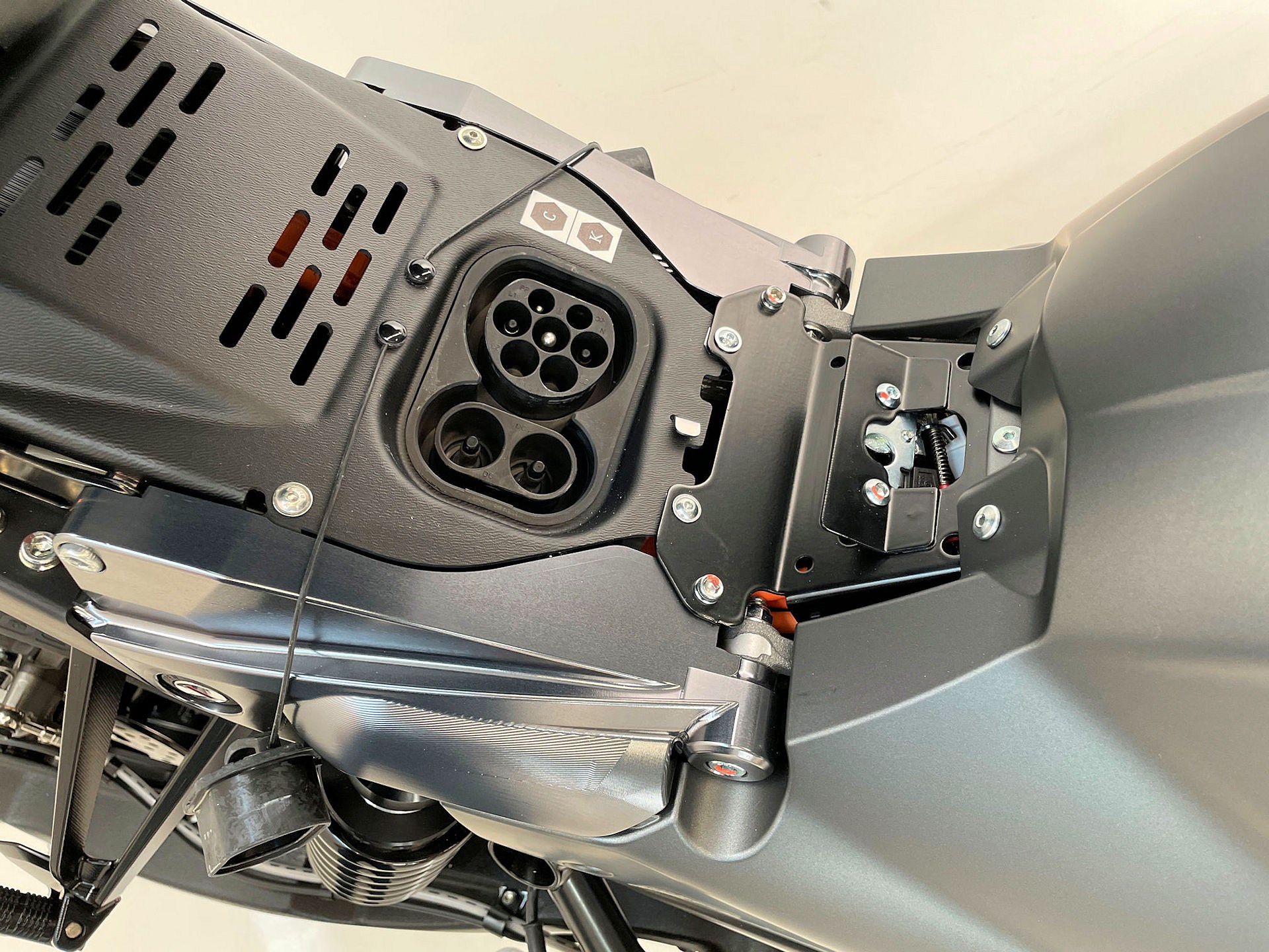 ENERGICA Energica Eva Esseesse 9+ RS 21.5kW/h-image-9