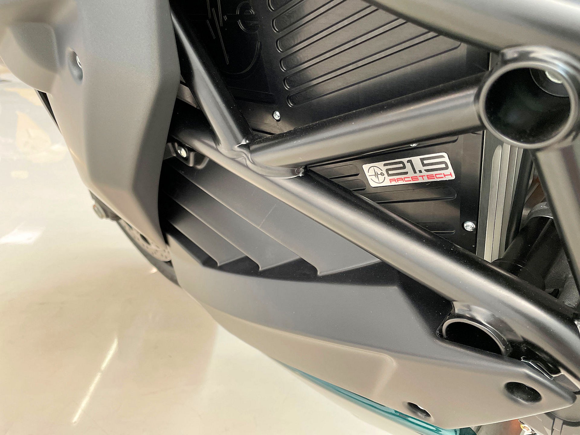 ENERGICA Energica Eva Esseesse 9+ RS 21.5kW/h-image-8