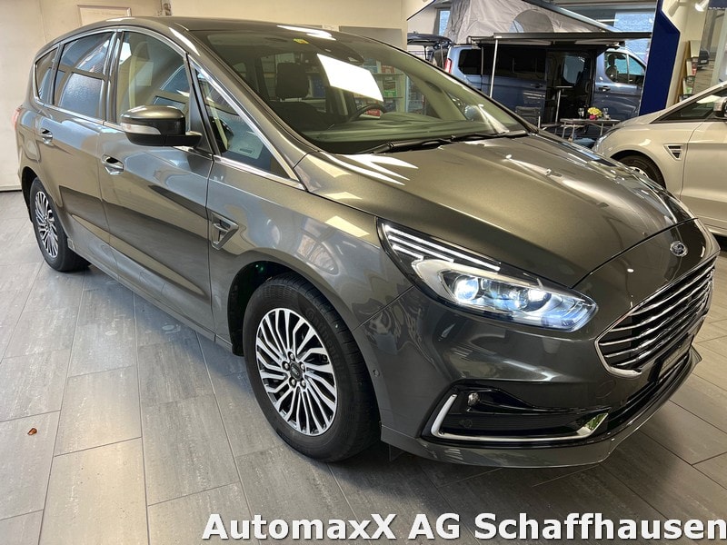 FORD S-Max 2.5 Hybrid Titanium 7P-image-9