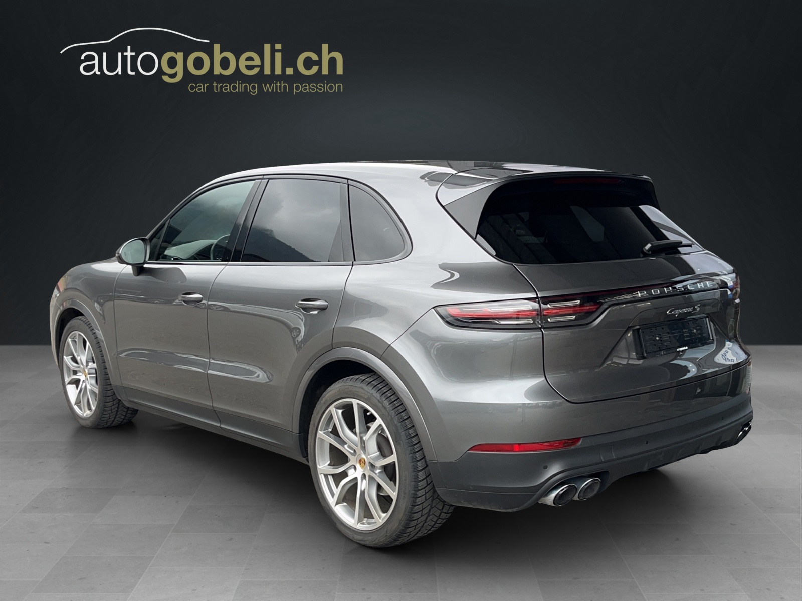 PORSCHE Cayenne S-image-1