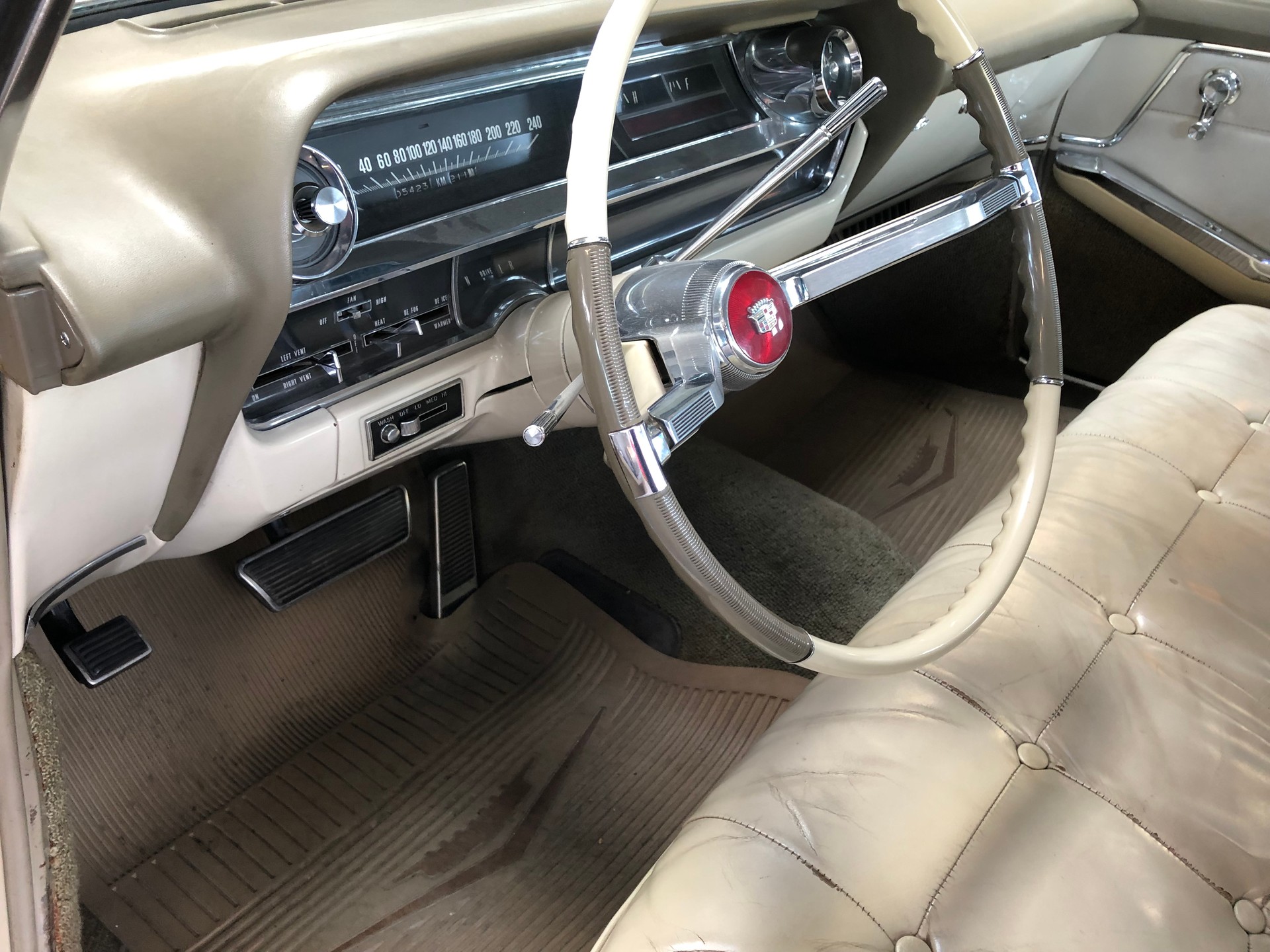 CADILLAC DEVILLE COUPE 6.4-V8-image-27