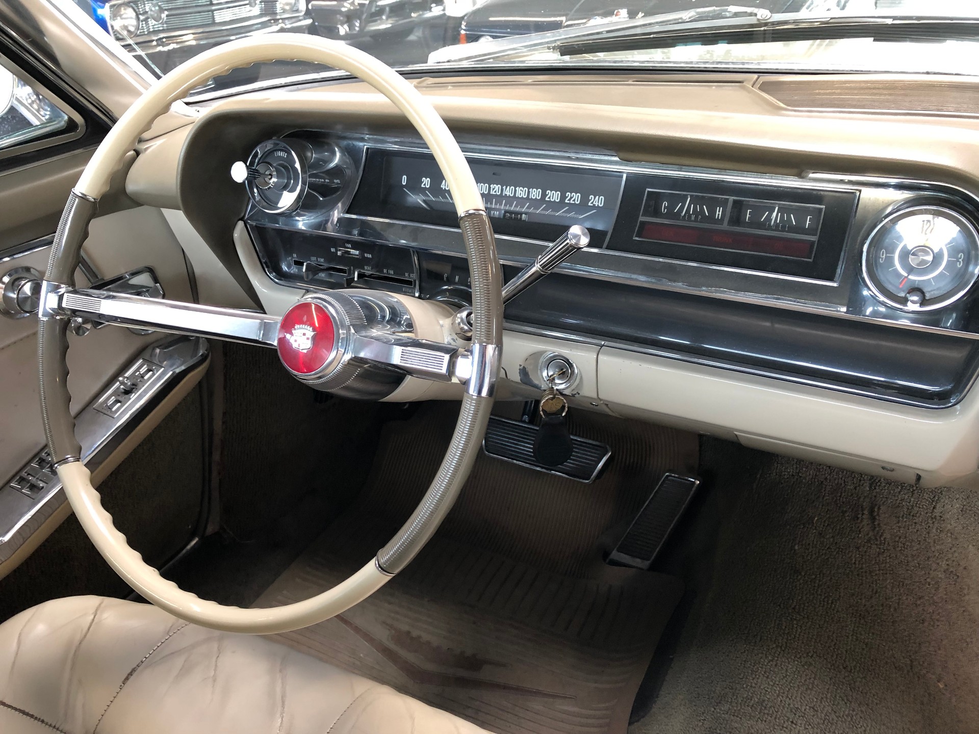 CADILLAC DEVILLE COUPE 6.4-V8-image-14