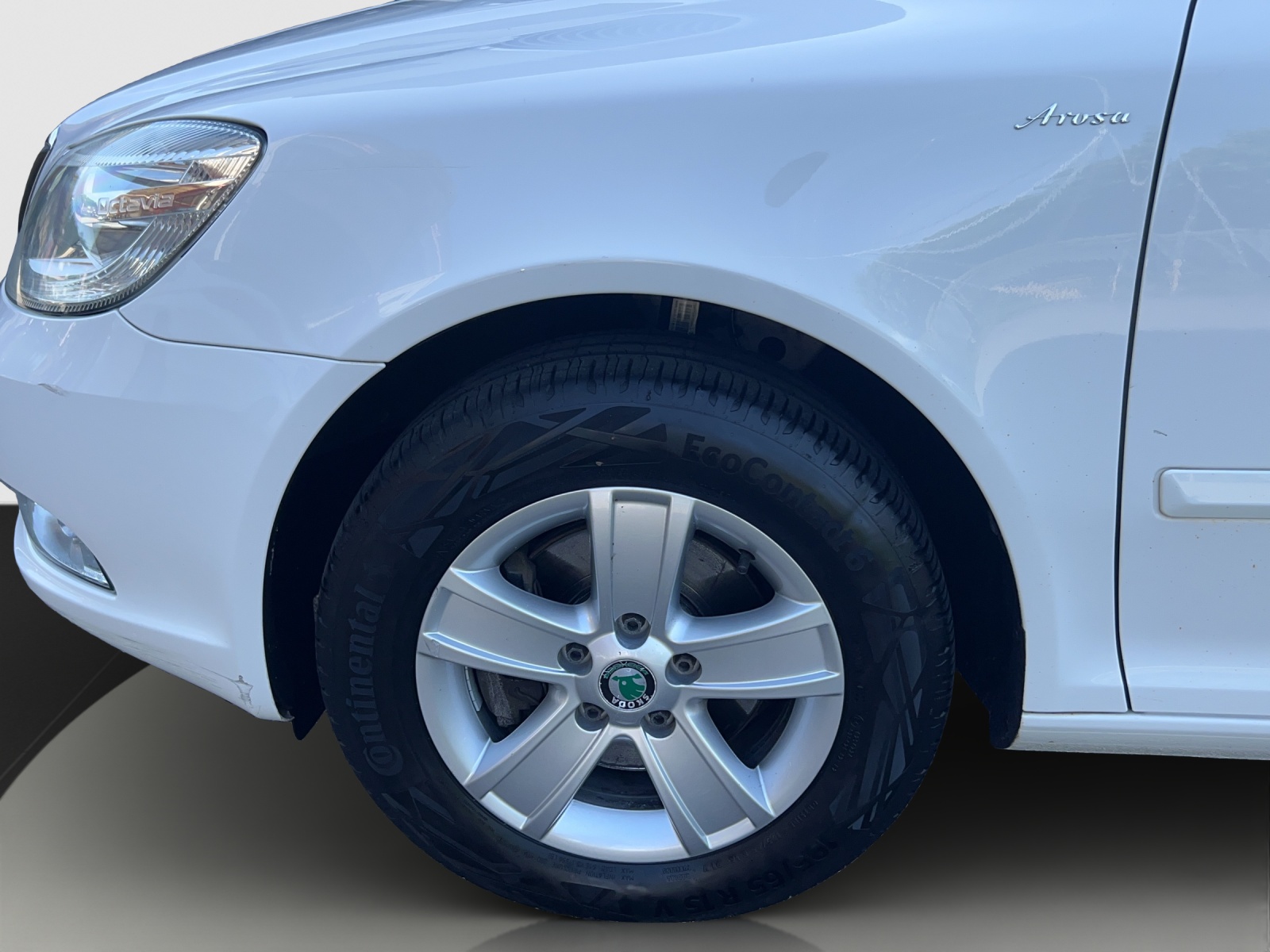 SKODA Octavia Combi 1.8 TSI Ambition 4x4-image-20