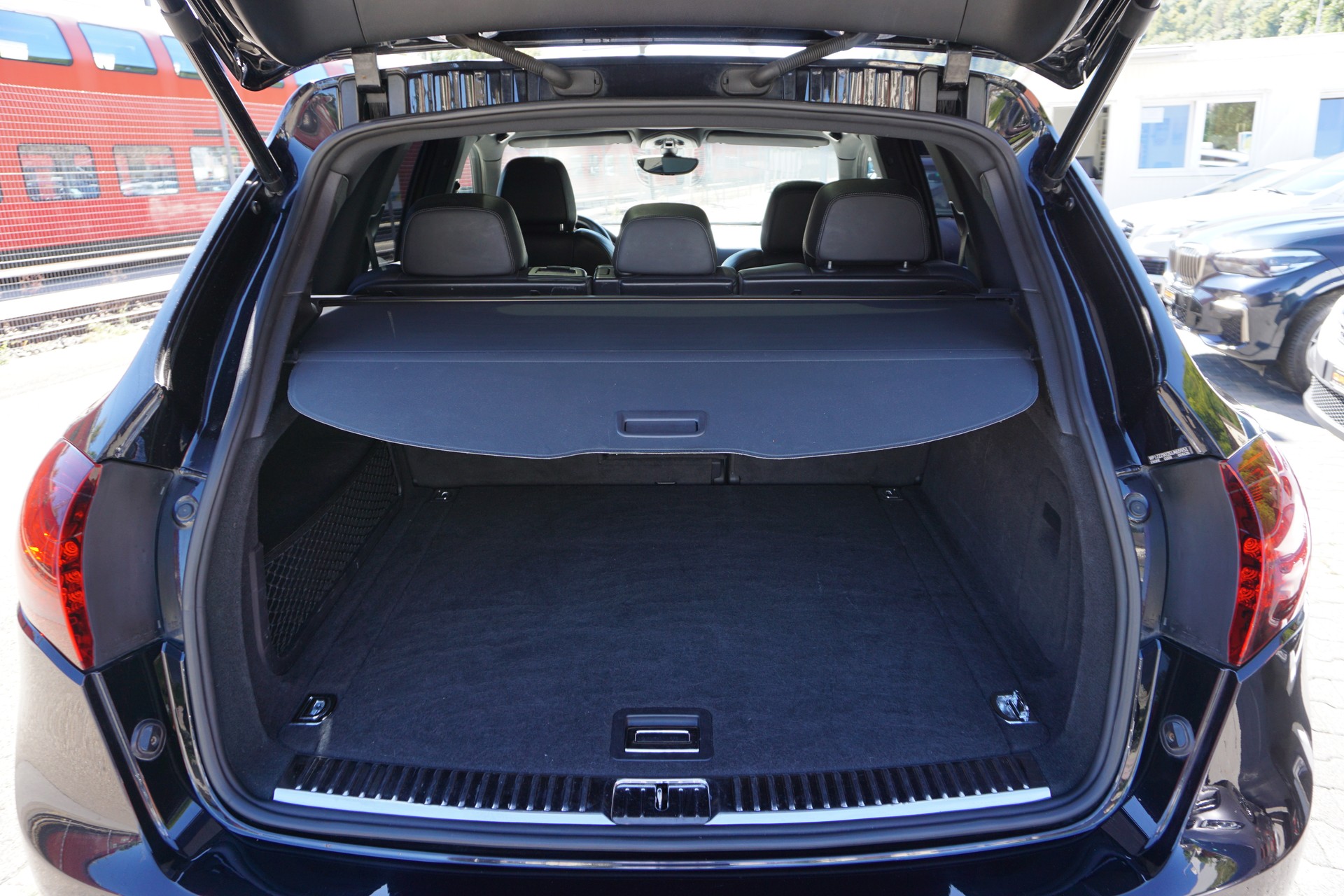 PORSCHE Cayenne S Diesel-image-6