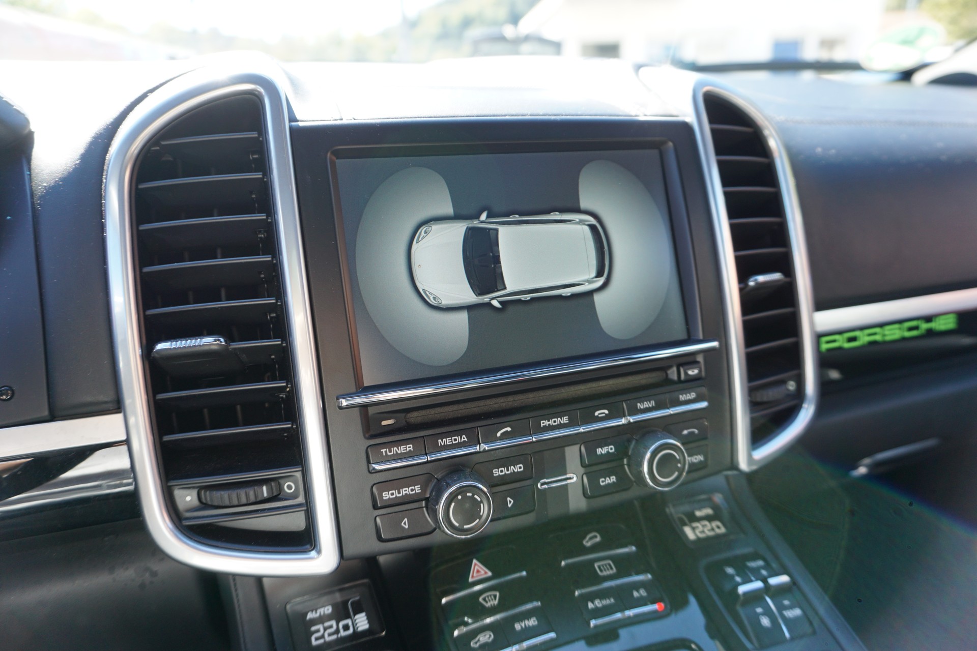 PORSCHE Cayenne S Diesel-image-12