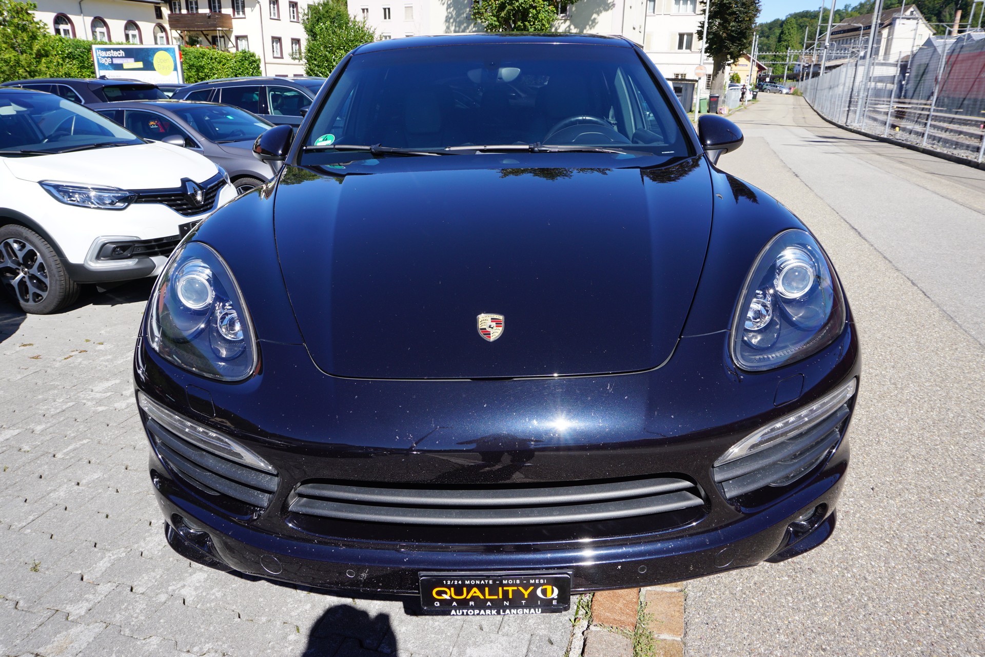 PORSCHE Cayenne S Diesel-image-1