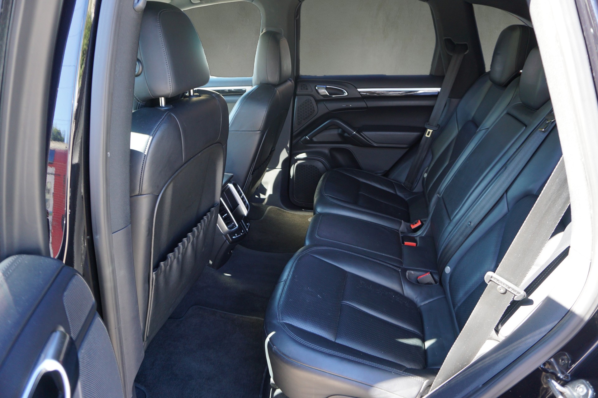 PORSCHE Cayenne S Diesel-image-5