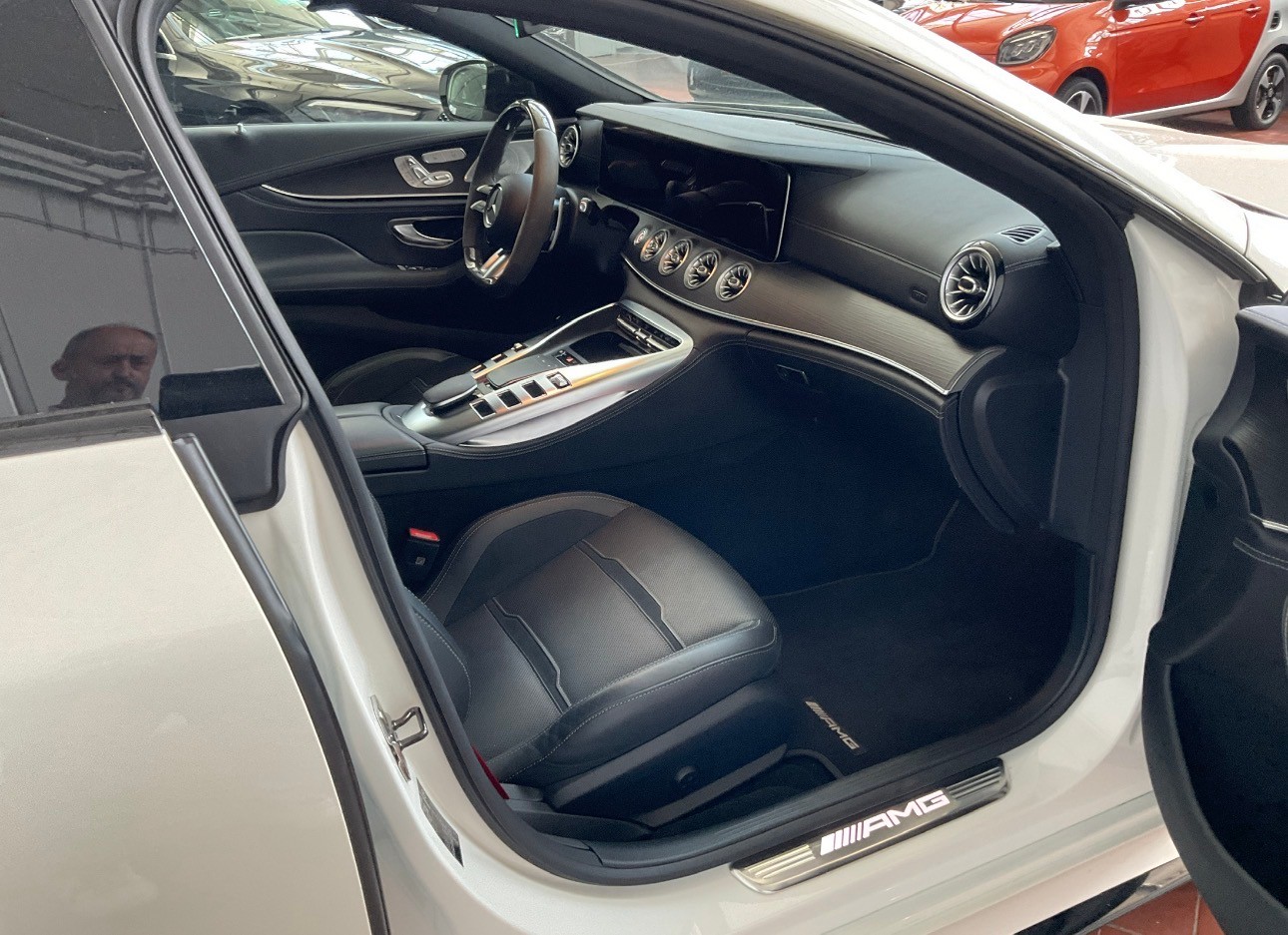 MERCEDES-BENZ AMG GT 4 43 Speedshift TCT, V8-StylingPaket+ AMG, Frisch ab Service-image-6