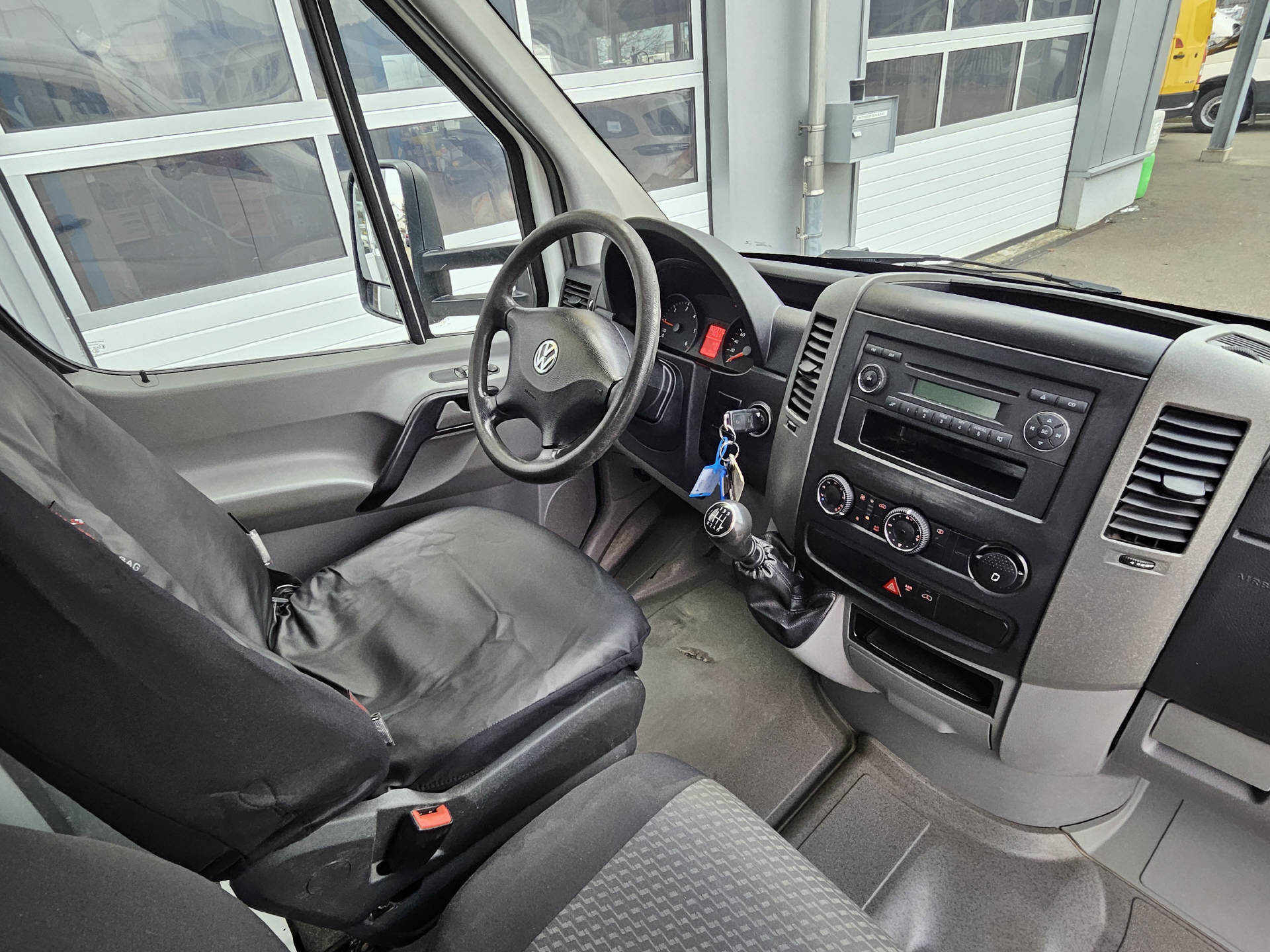 VW Crafter 35 DKab.-Ch. 3665 2.0 TDI 109 * Kran mit Länge von 5.8 Meter * Tragkraft von 1'900KG *-image-12