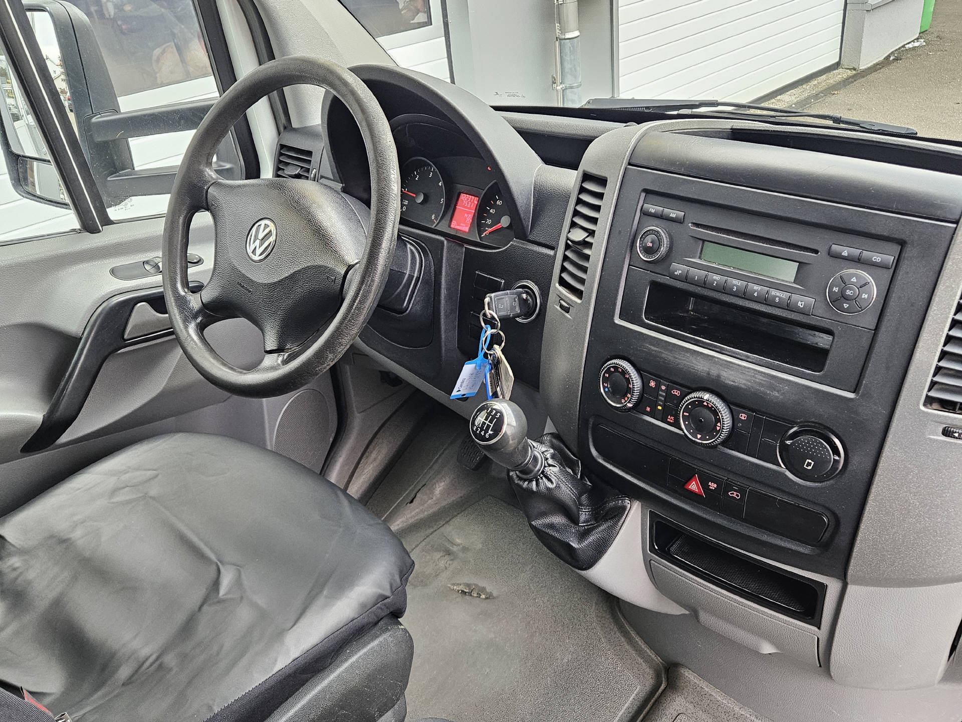 VW Crafter 35 DKab.-Ch. 3665 2.0 TDI 109 * Kran mit Länge von 5.8 Meter * Tragkraft von 1'900KG *-image-13
