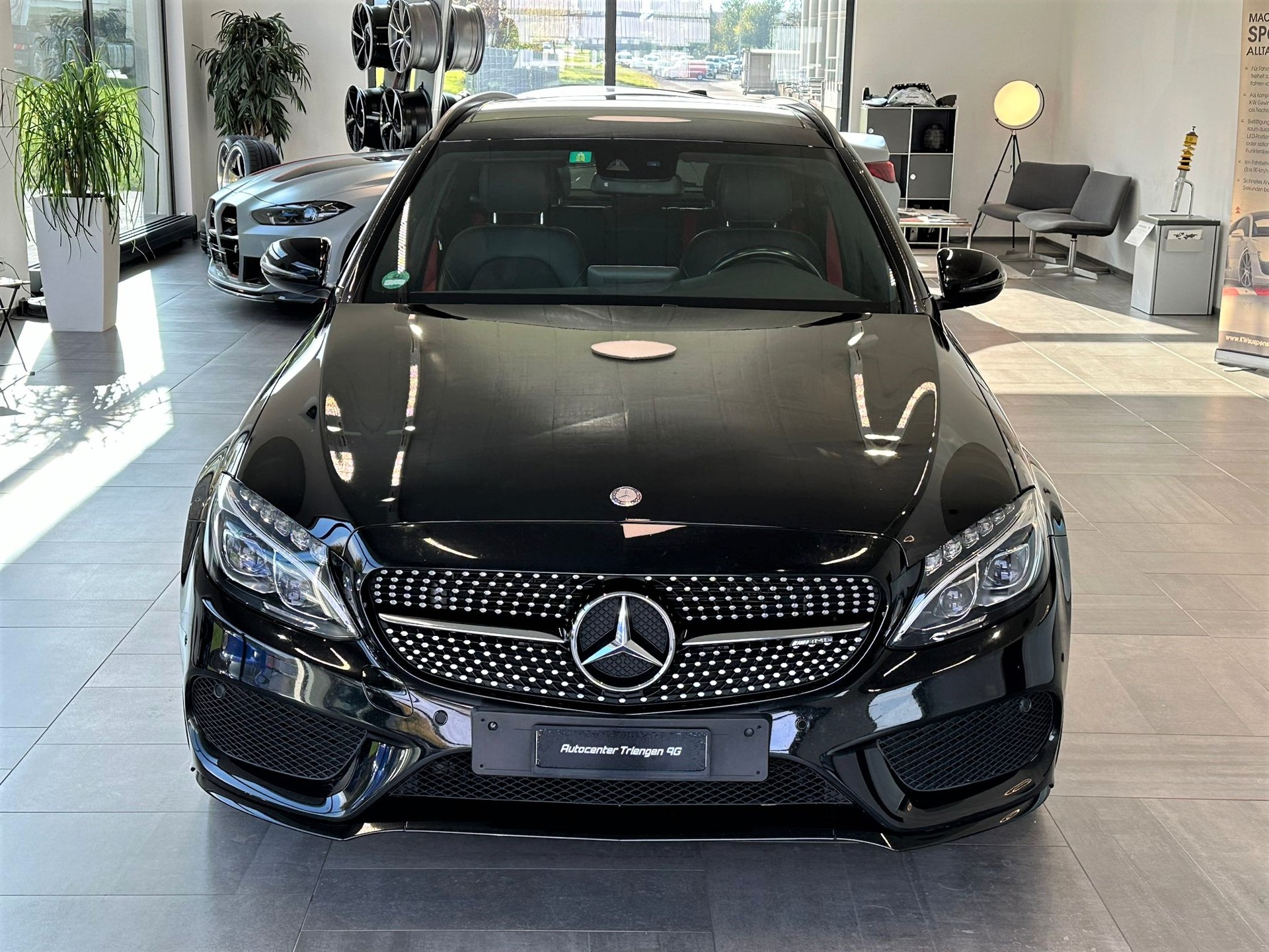 MERCEDES-BENZ C 43 AMG 4Matic 9G-Tronic-image-2
