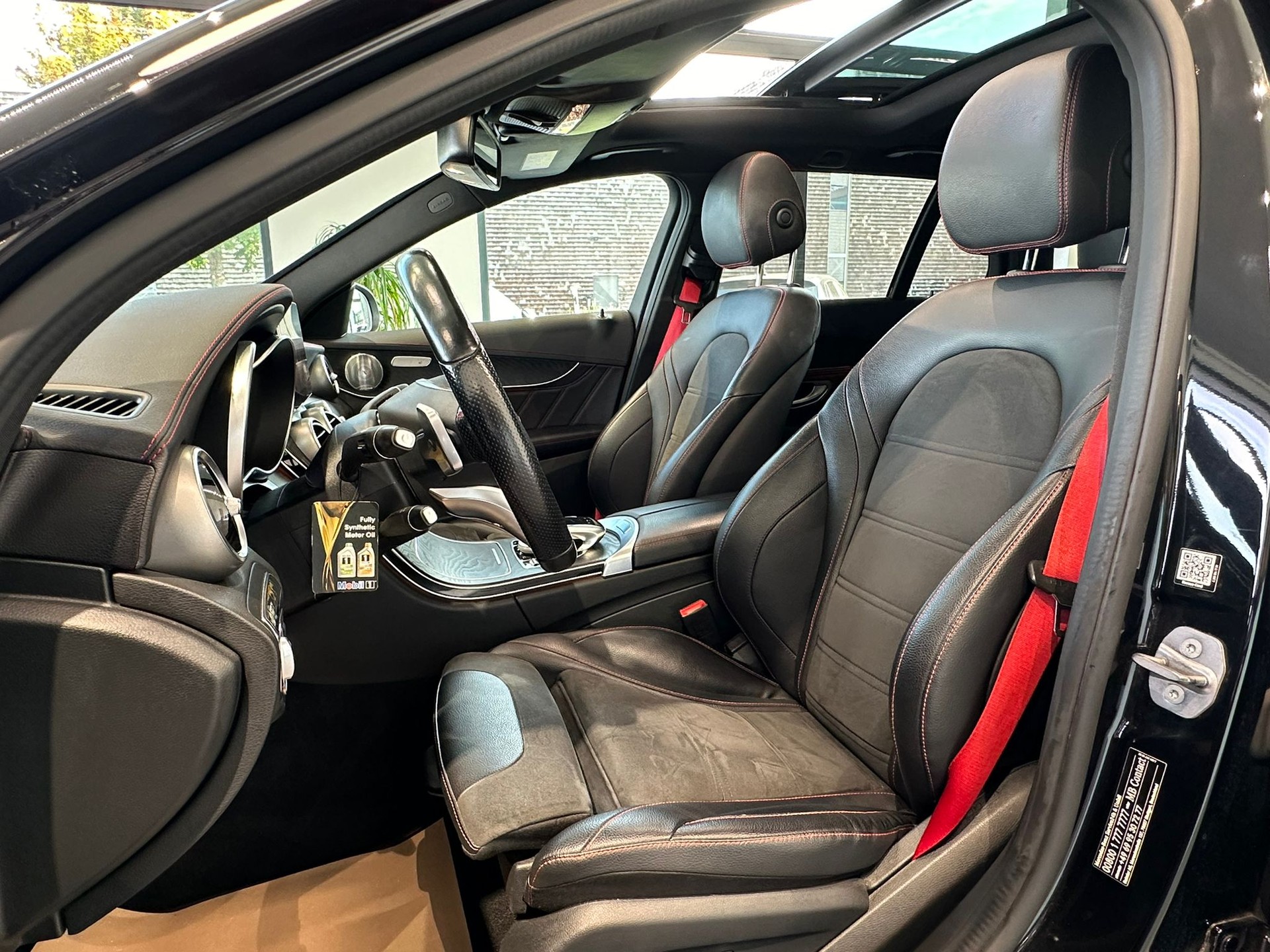 MERCEDES-BENZ C 43 AMG 4Matic 9G-Tronic-image-12