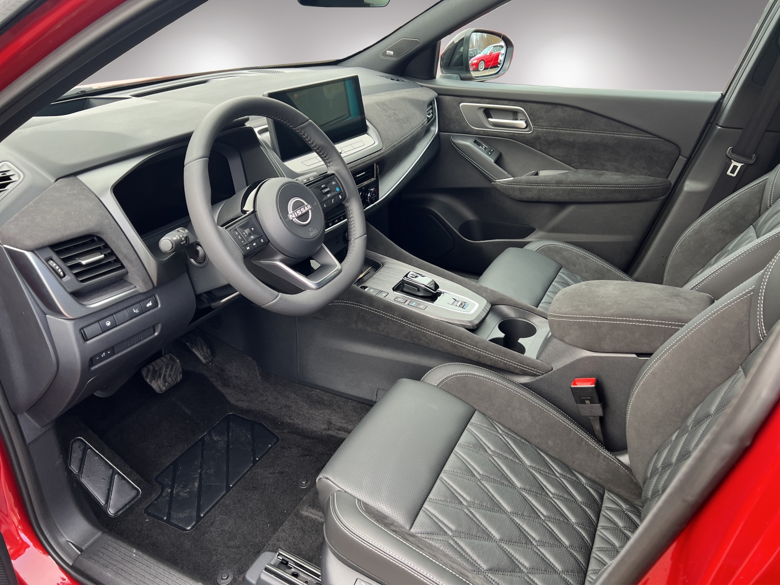 NISSAN Qashqai 1.5 VC-T Tekna+-image-5
