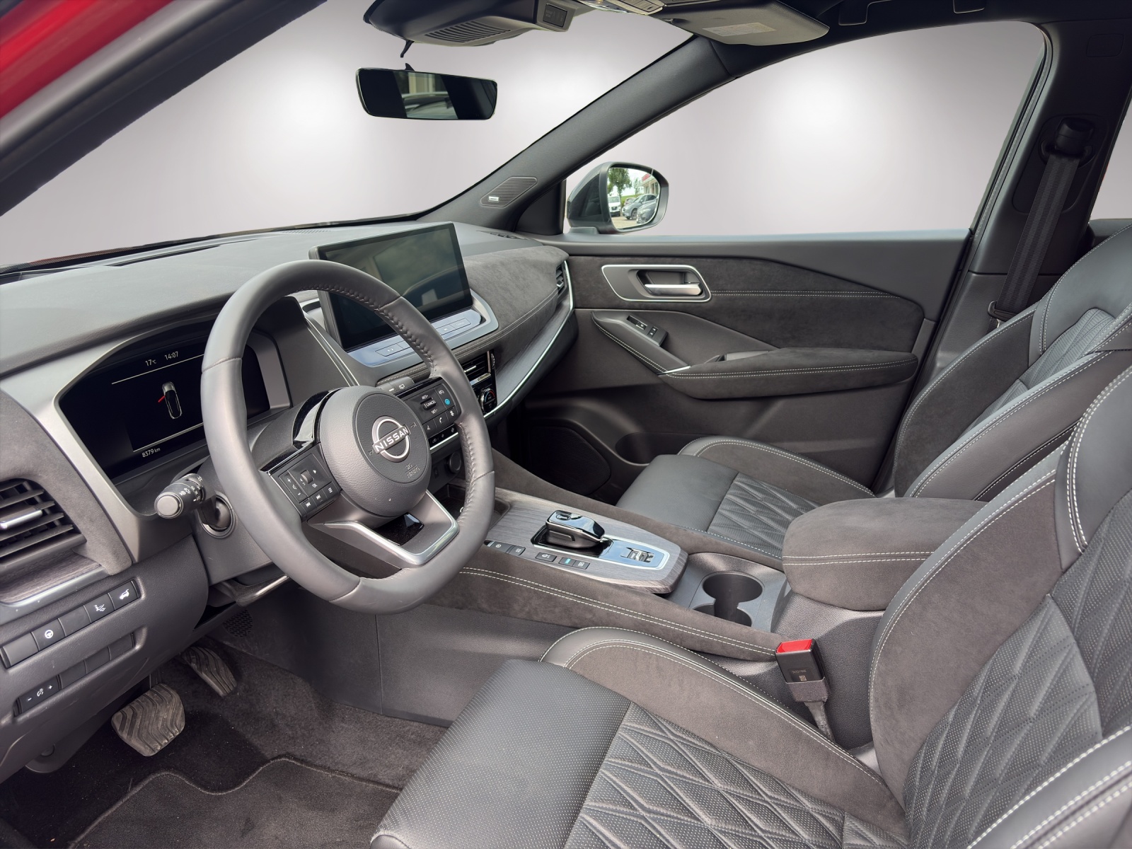 NISSAN Qashqai 1.5 VC-T Tekna+-image-5