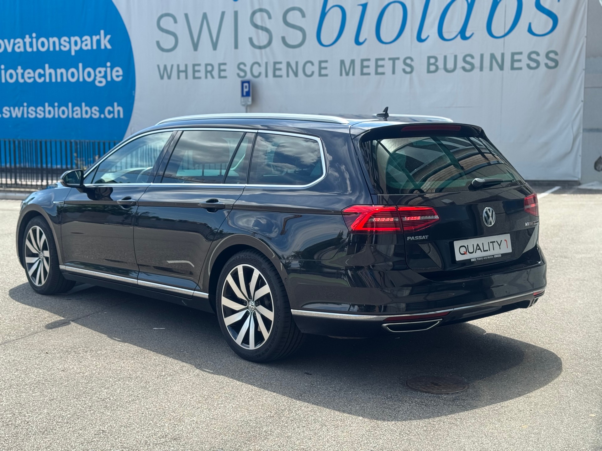 VW Passat Variant 2.0 TDI BMT High. DSG 4Motion-image-4