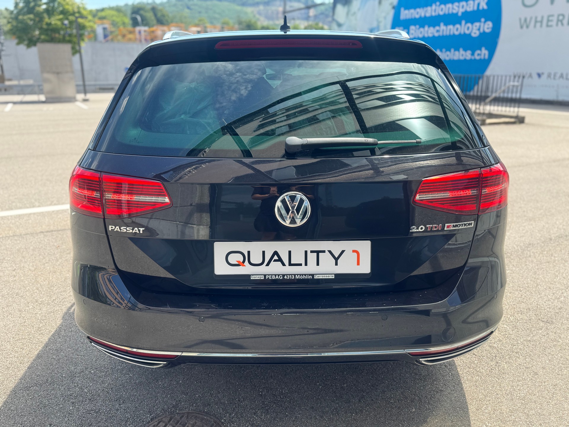 VW Passat Variant 2.0 TDI BMT High. DSG 4Motion-image-3