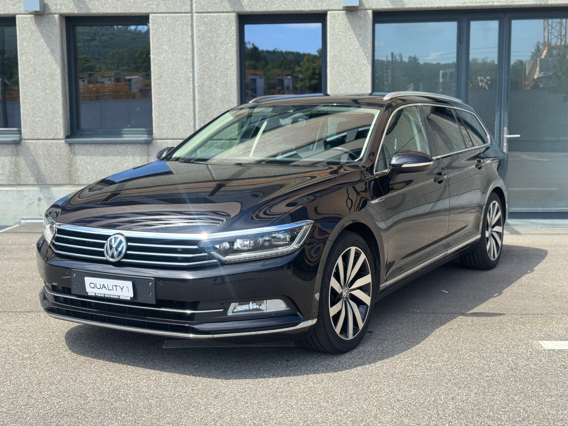 VW Passat Variant 2.0 TDI BMT High. DSG 4Motion-image-0