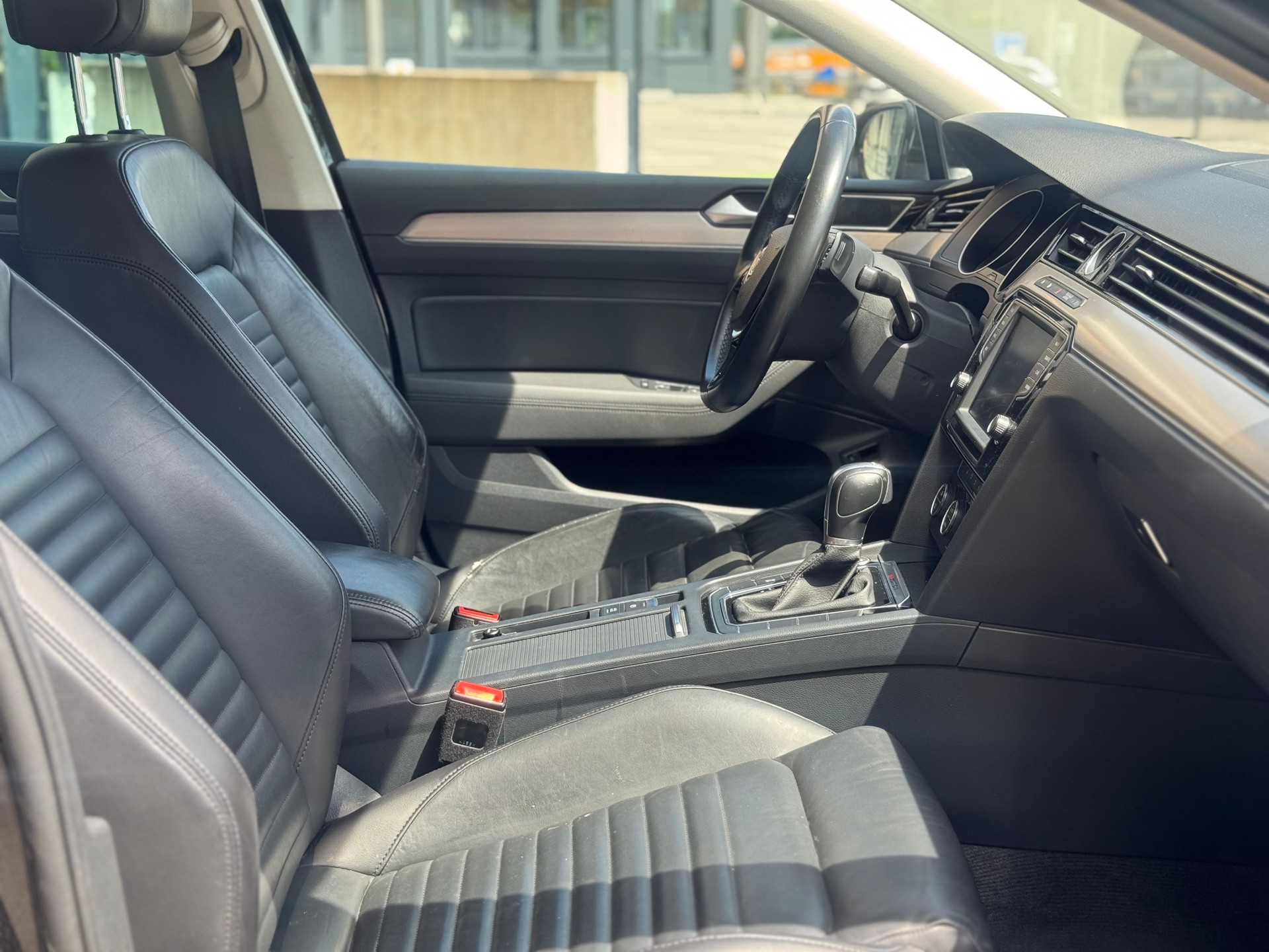 VW Passat Variant 2.0 TDI BMT High. DSG 4Motion-image-26