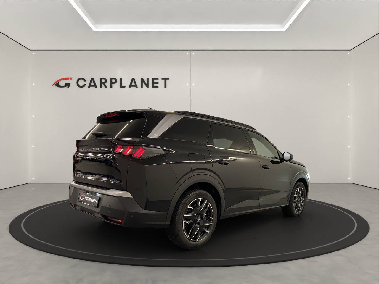 PEUGEOT 5008 1.2 Hybrid Allure Premium-image-3