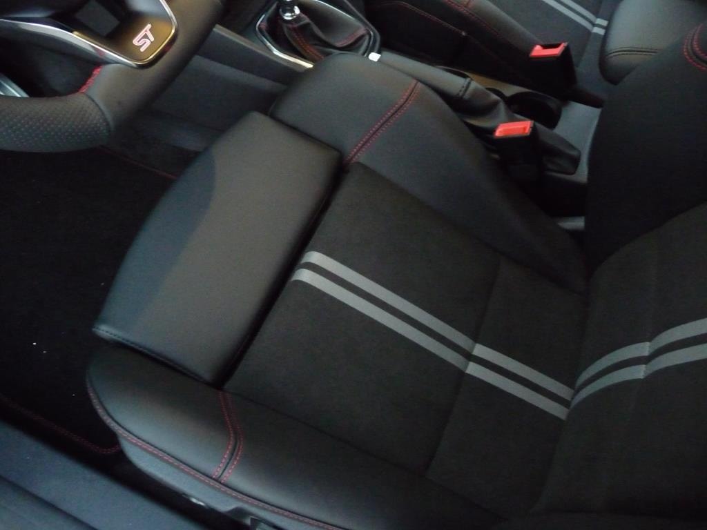 FORD Fiesta 1.5 SCTi ST3 STX-image-13