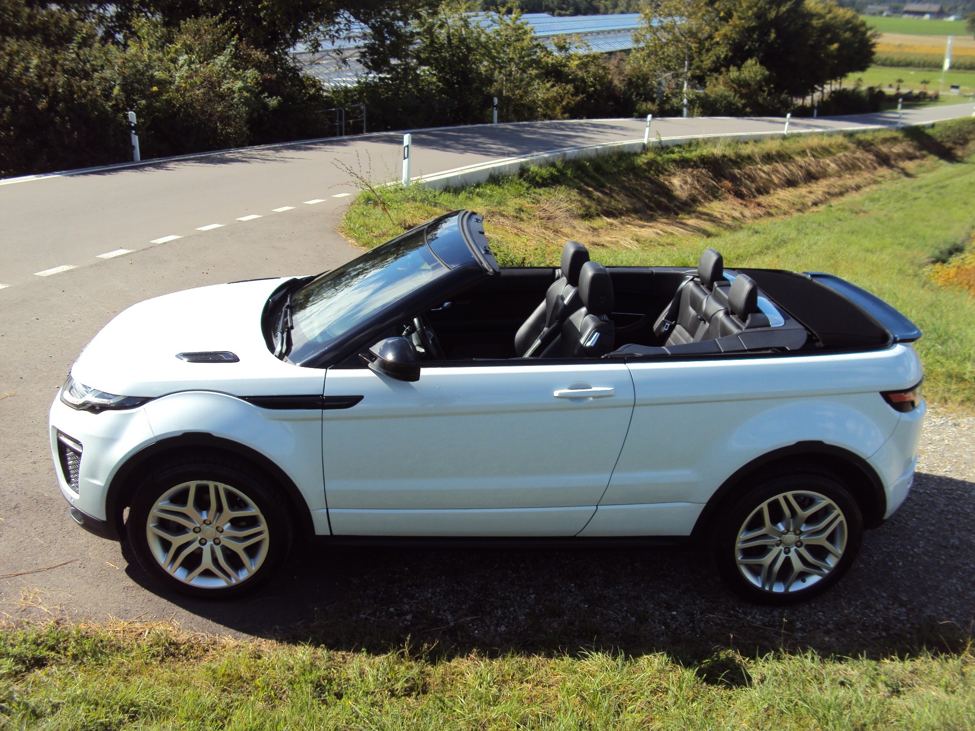 LAND ROVER Range Rover Evoque Convert. 2.0Si4 HSE Dynamic AT9-image-6