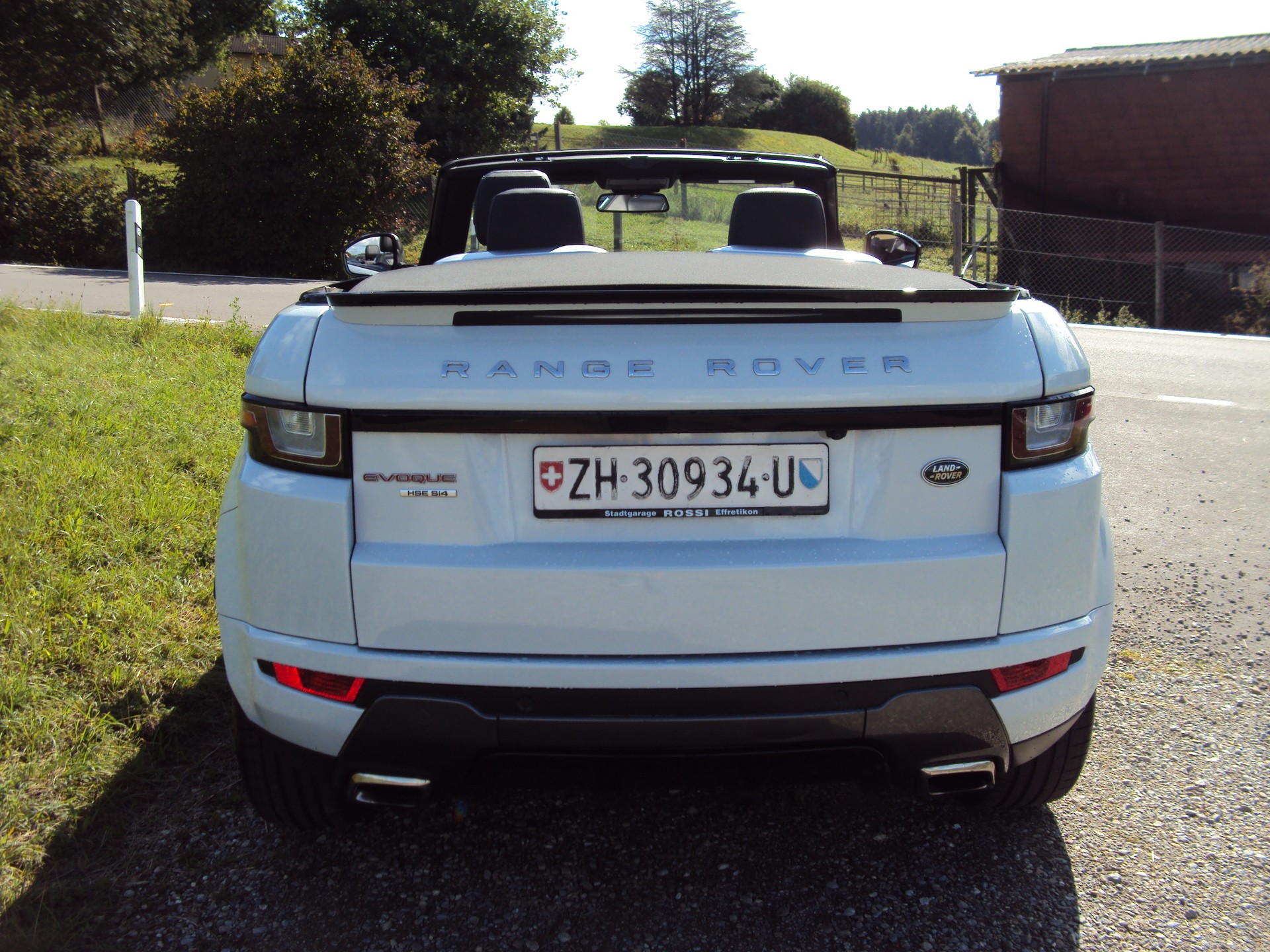 LAND ROVER Range Rover Evoque Convert. 2.0Si4 HSE Dynamic AT9-image-5