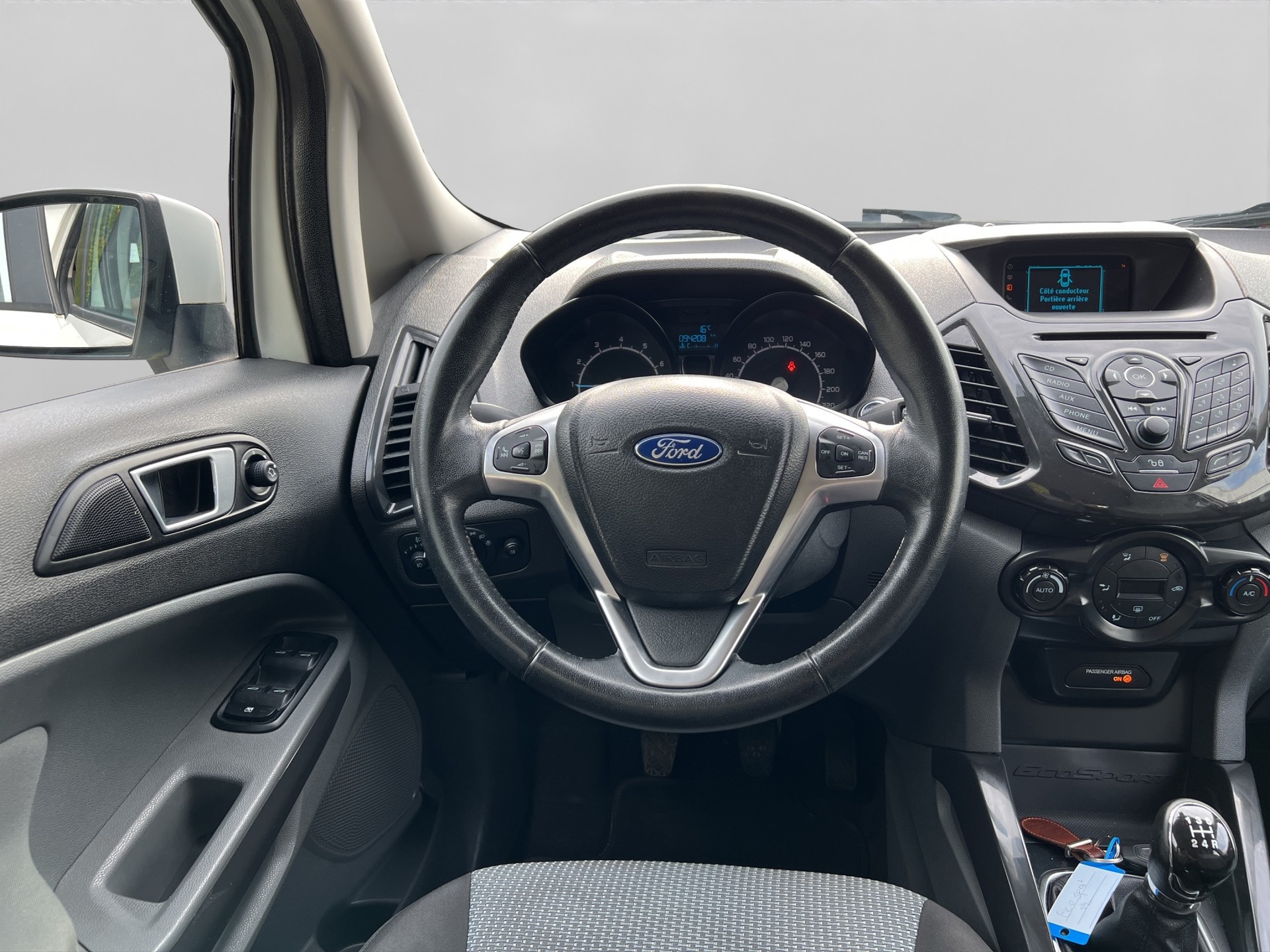 FORD EcoSport 1.0 SCTi Titanium-image-11
