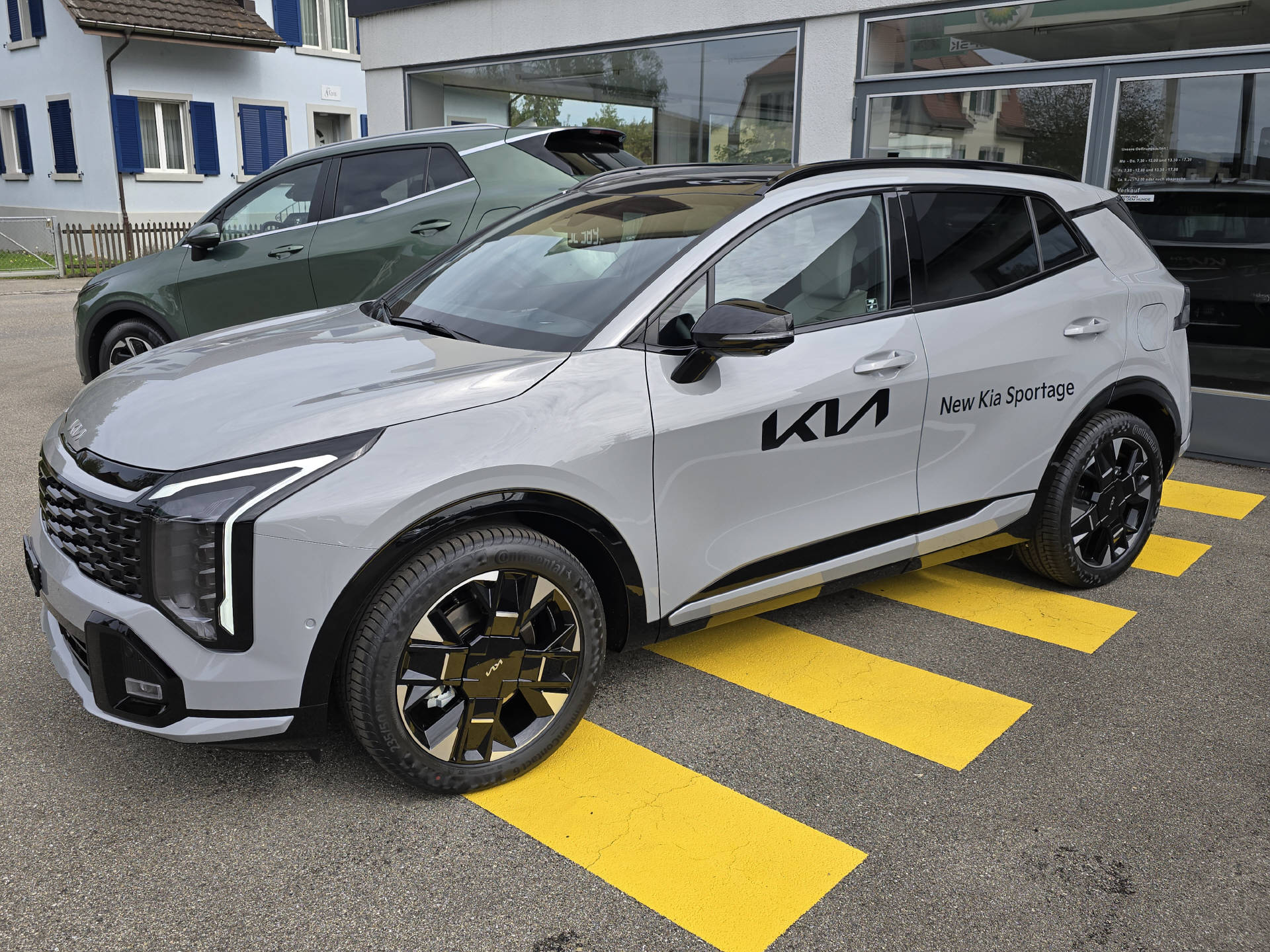 KIA Sportage 1.6 T-GDi GT-Line-image-1