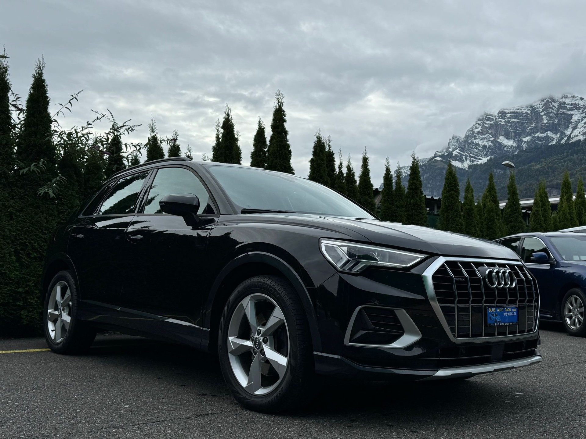 AUDI Q3 40 TFSI quattro S-tronic-image-2