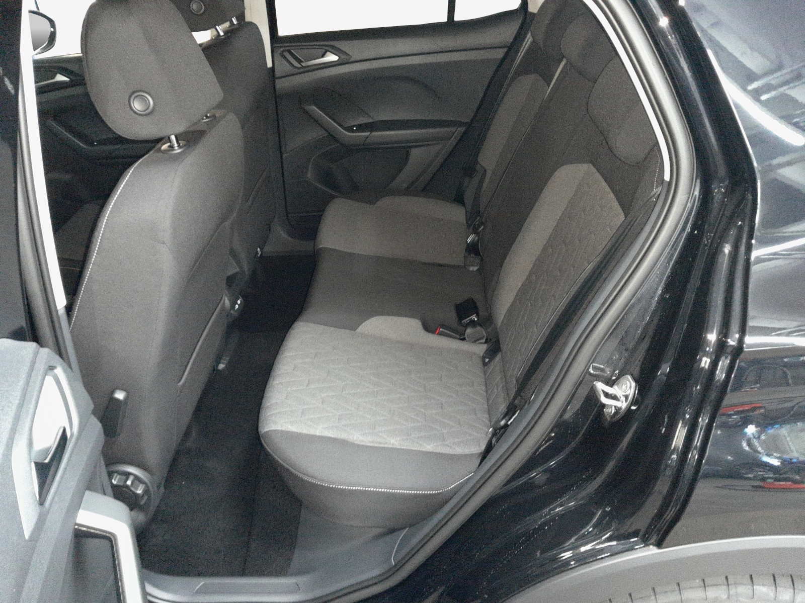 VW T-Cross 1.0 TSI EVO Life DSG-image-11