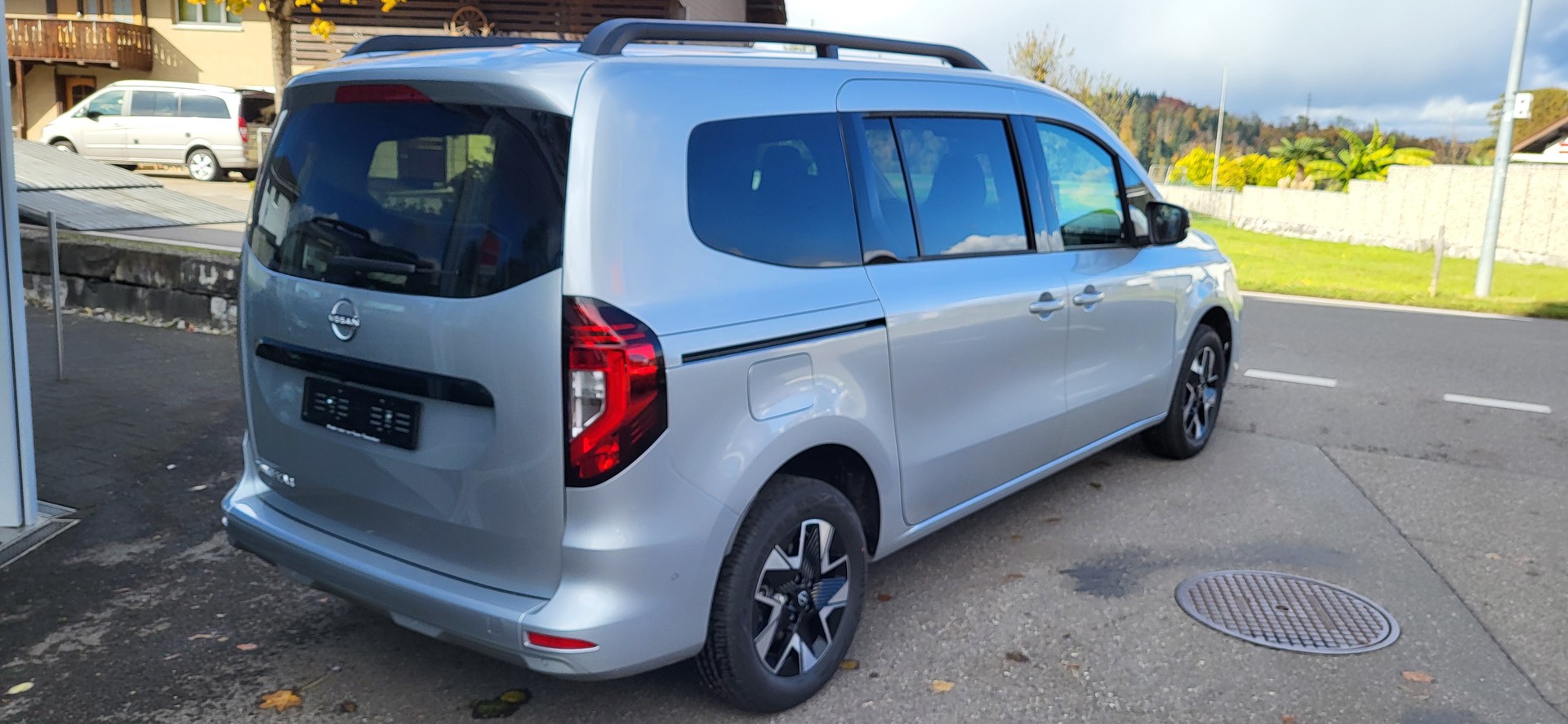 NISSAN Townstar Kombi 1.3 DIG-T L2 Tekna DCT-image-3
