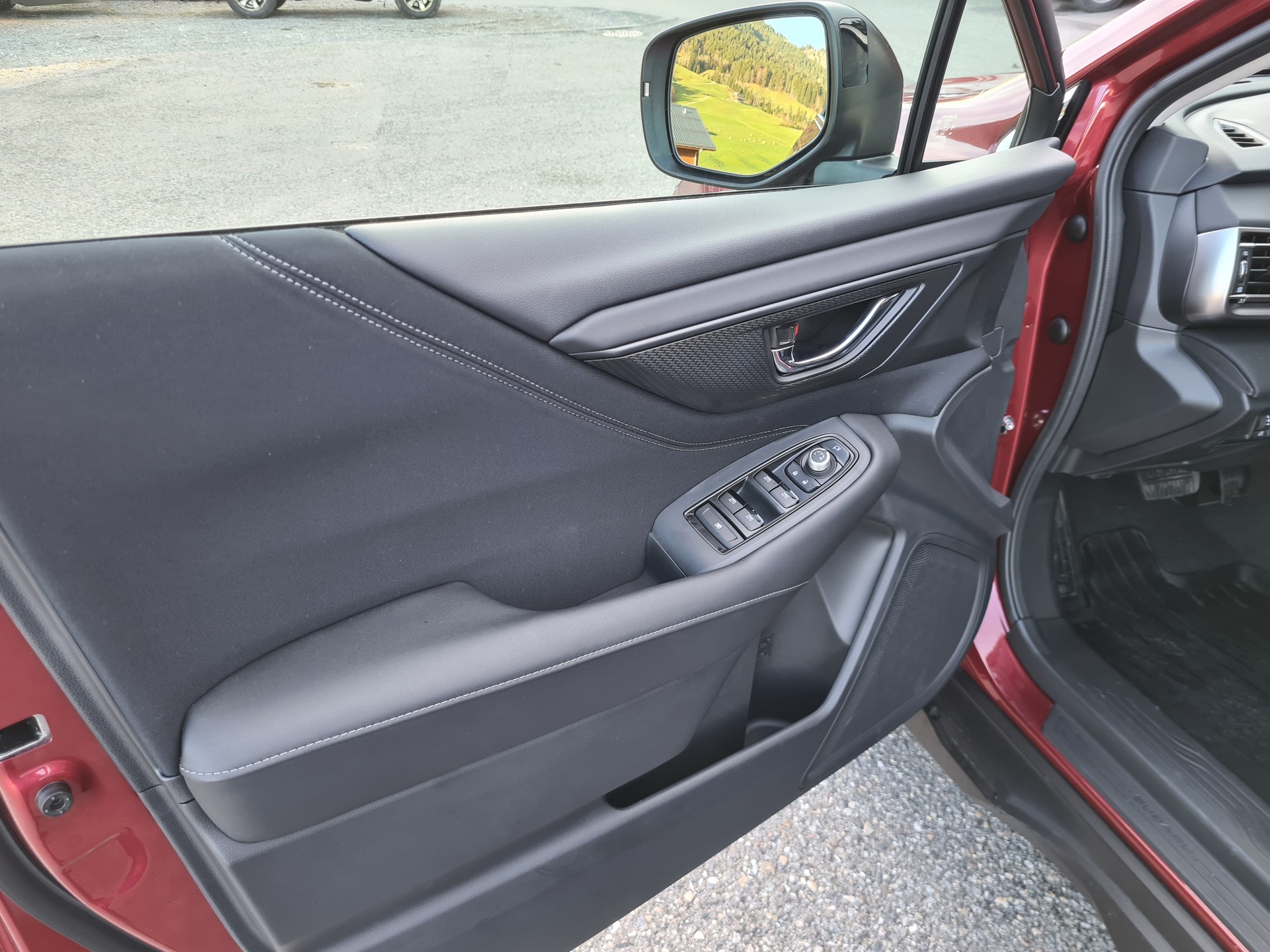 SUBARU Outback 2.5i Advantage AWD Lineartronic-image-9