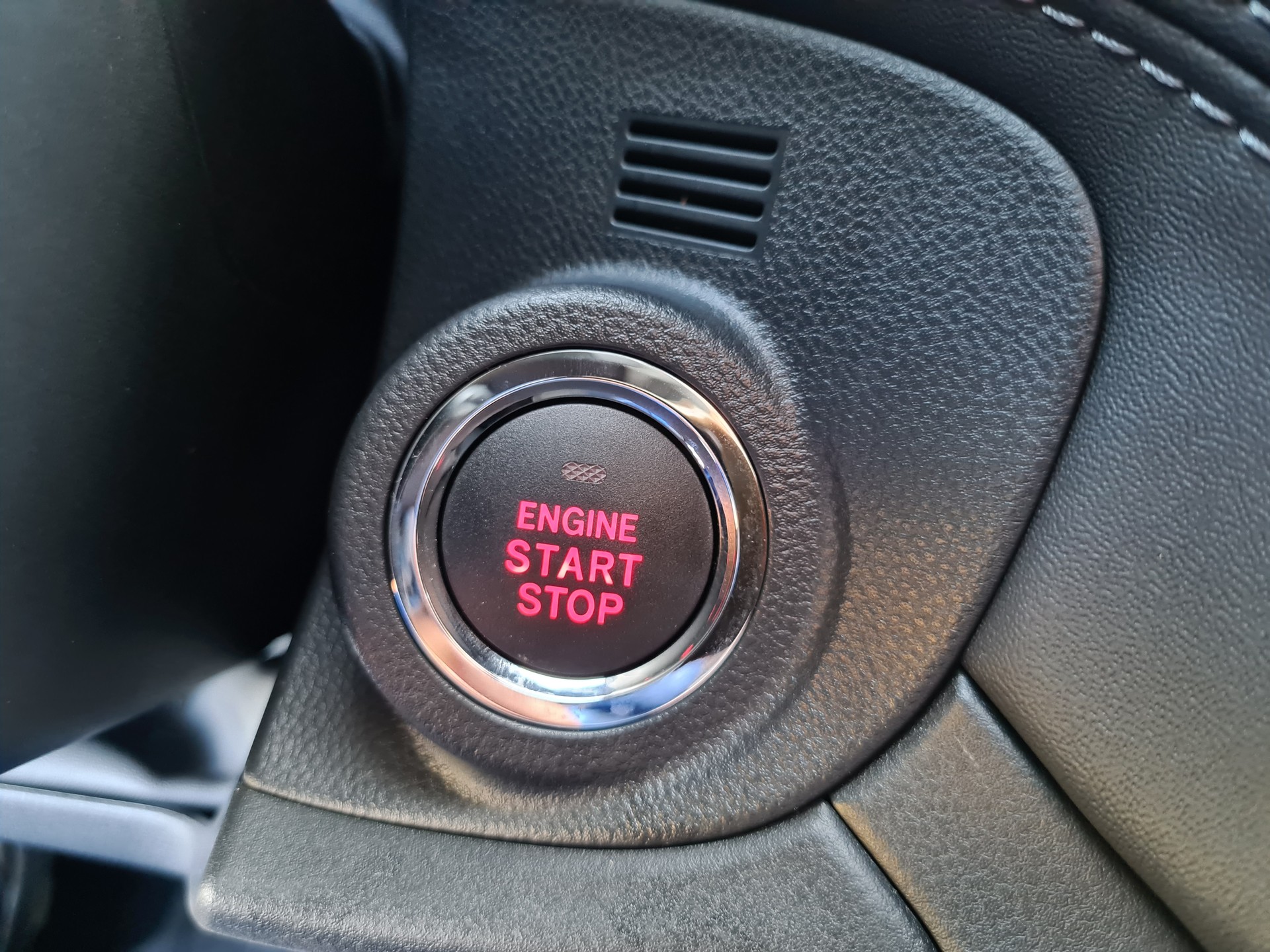 SUBARU Outback 2.5i Advantage AWD Lineartronic-image-23