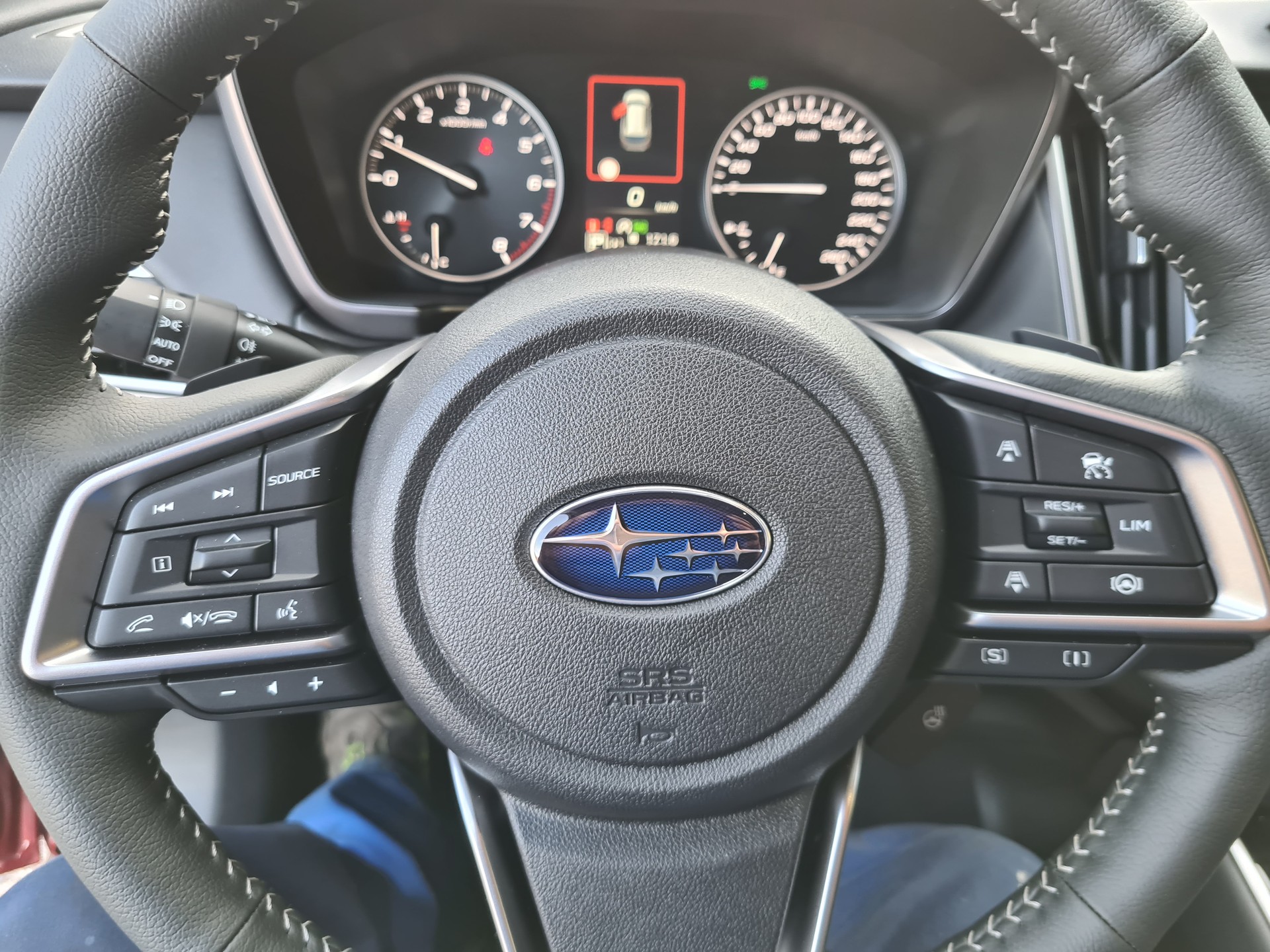 SUBARU Outback 2.5i Advantage AWD Lineartronic-image-18