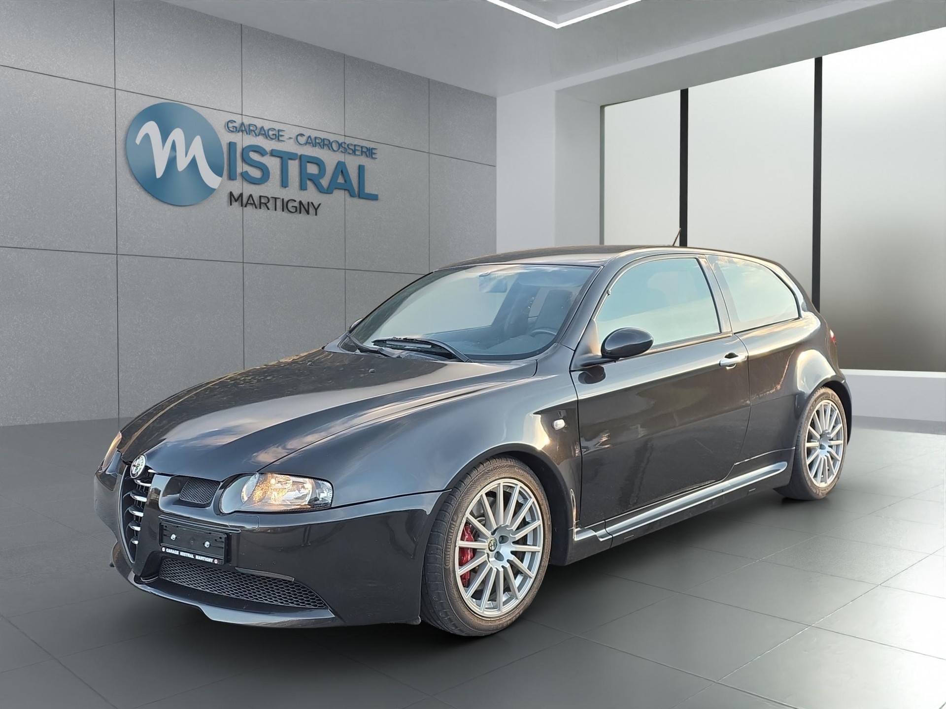 ALFA ROMEO 147 3.2 GTA-image-0