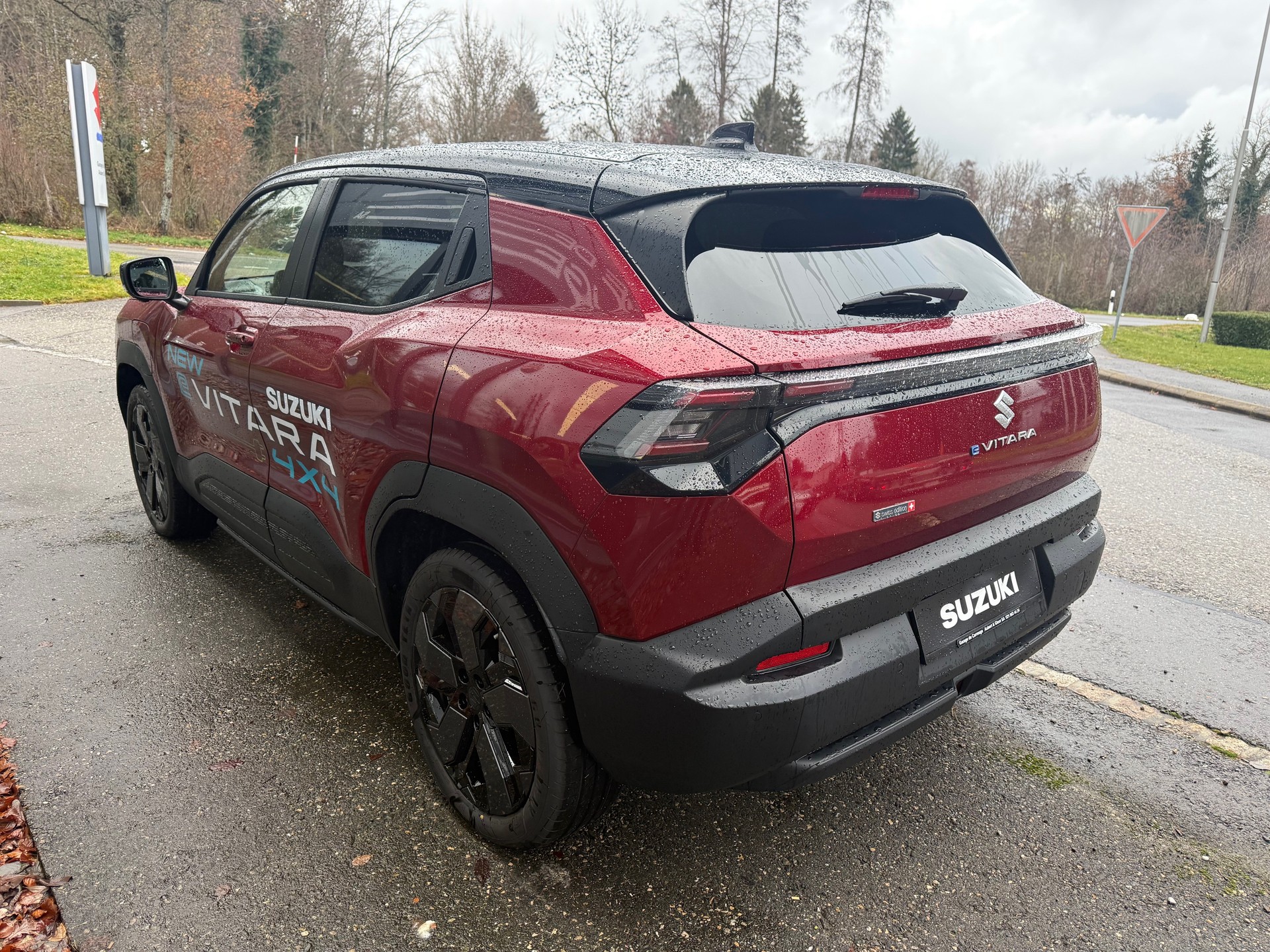 SUZUKI eVitara-image-3