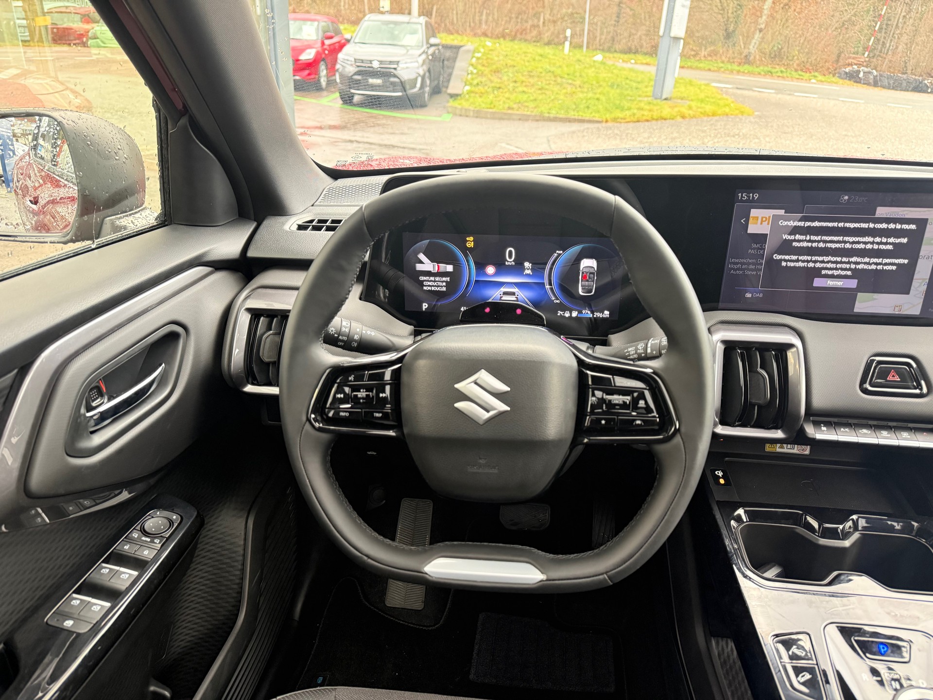 SUZUKI eVitara-image-11
