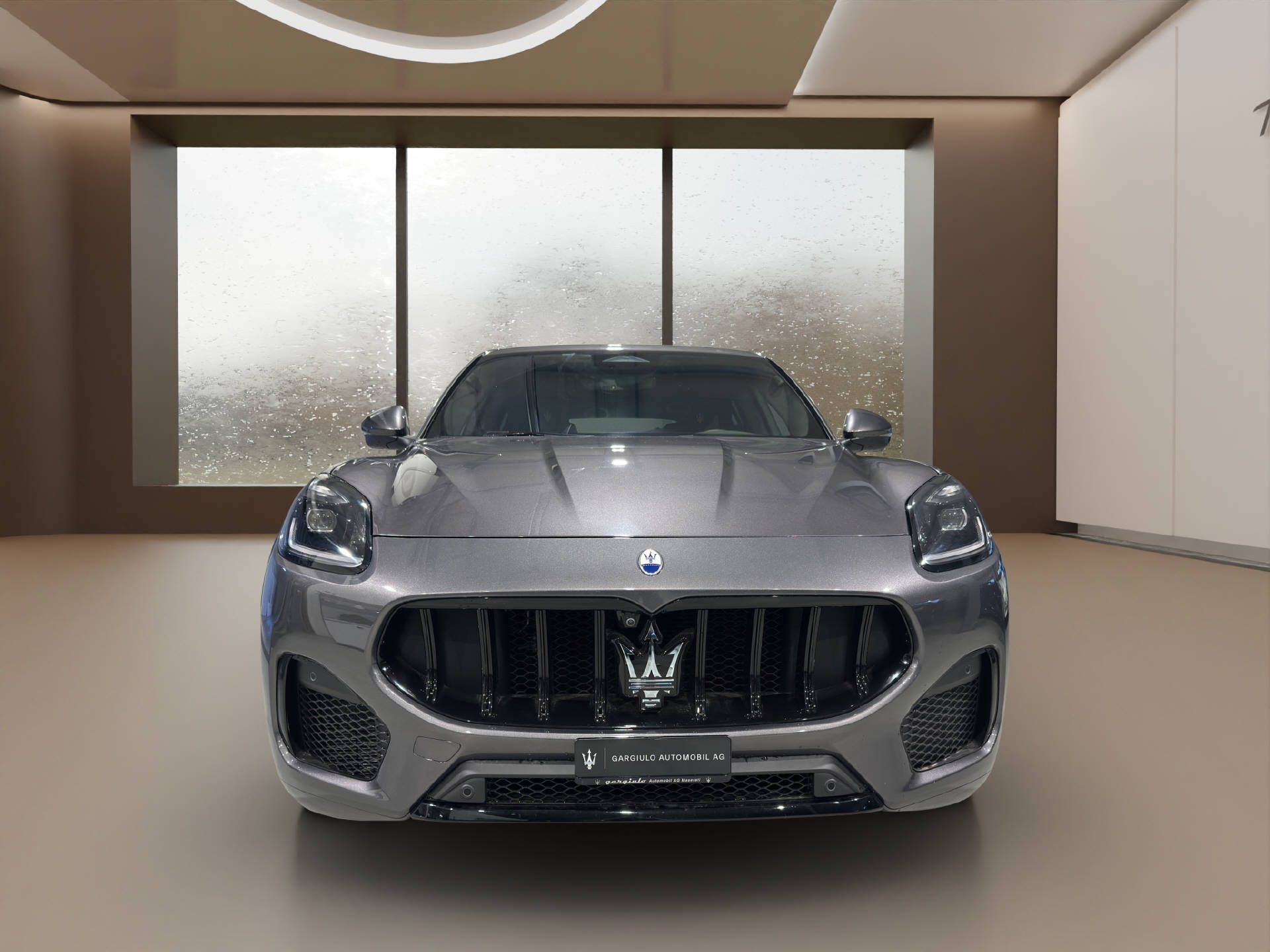 MASERATI Grecale 2.0 Hybrid Modena-showroom-element-1