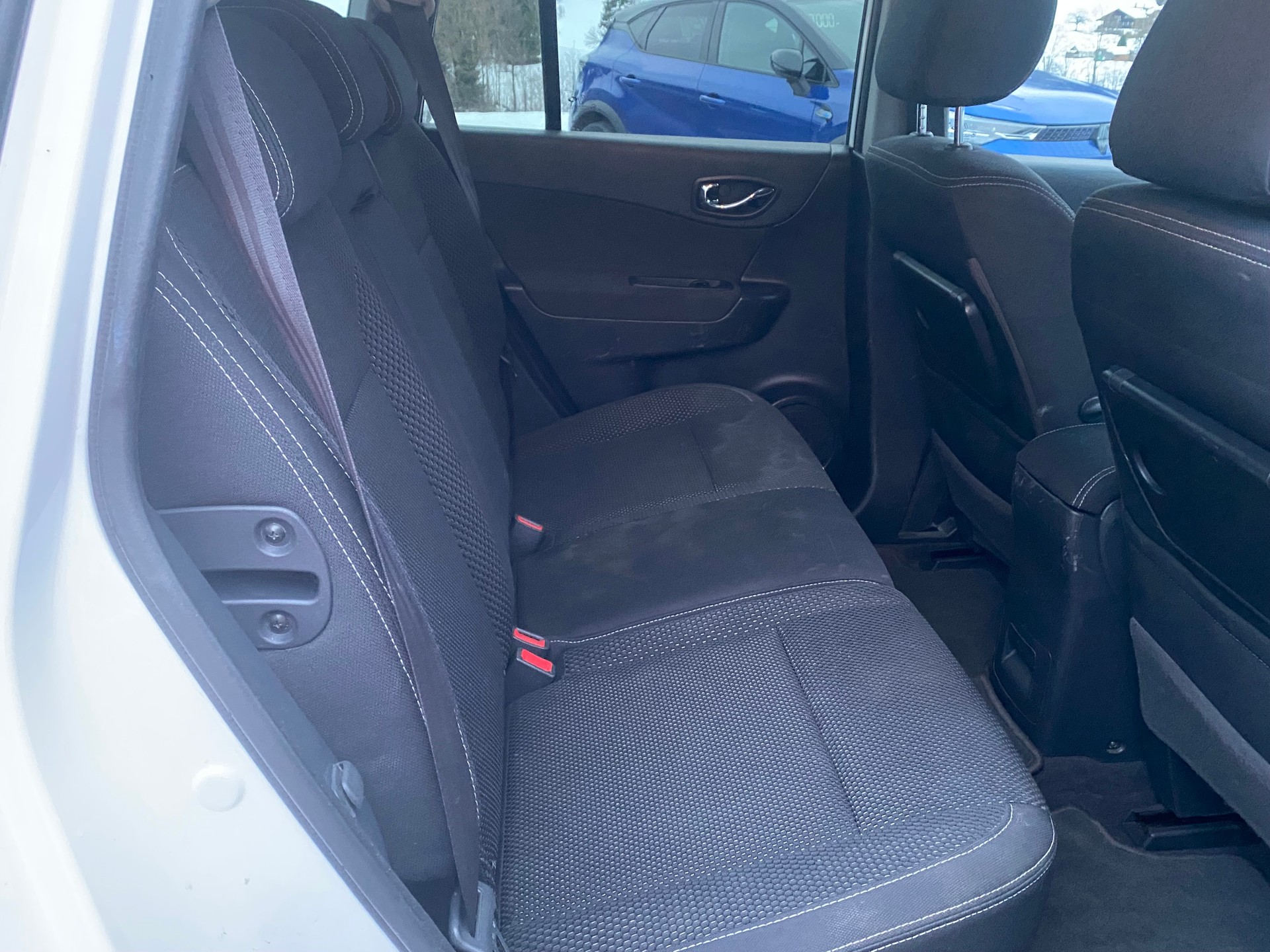 RENAULT Koleos 2.0 dCi Dynamique 4x4-image-11