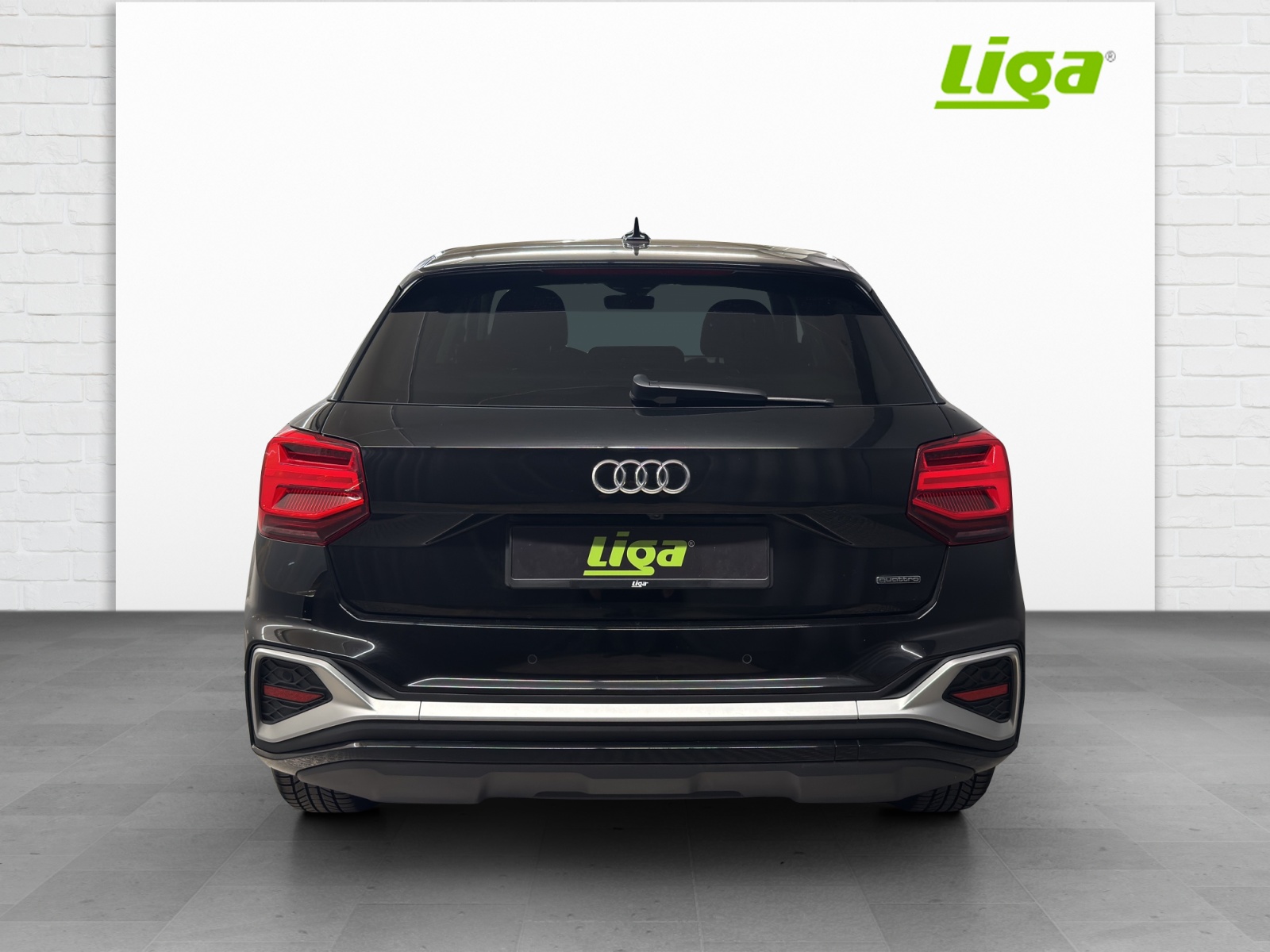 AUDI Q2 2.0 40 TFSI S Line quattro S-Tronic-image-4