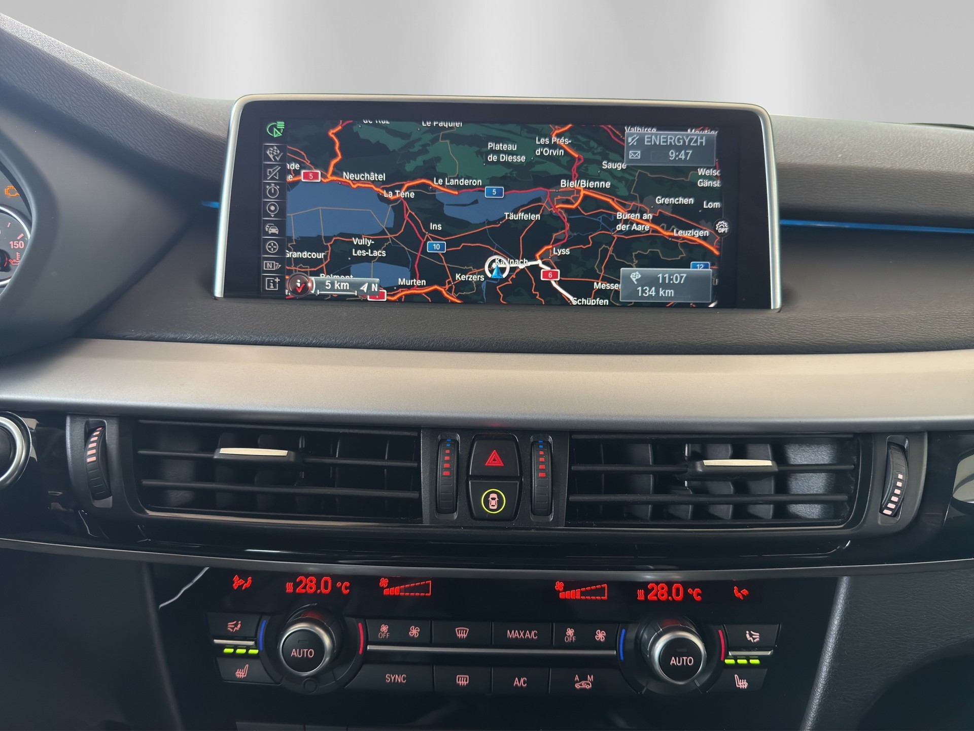BMW X5 xDrive 30d Steptronic-image-11