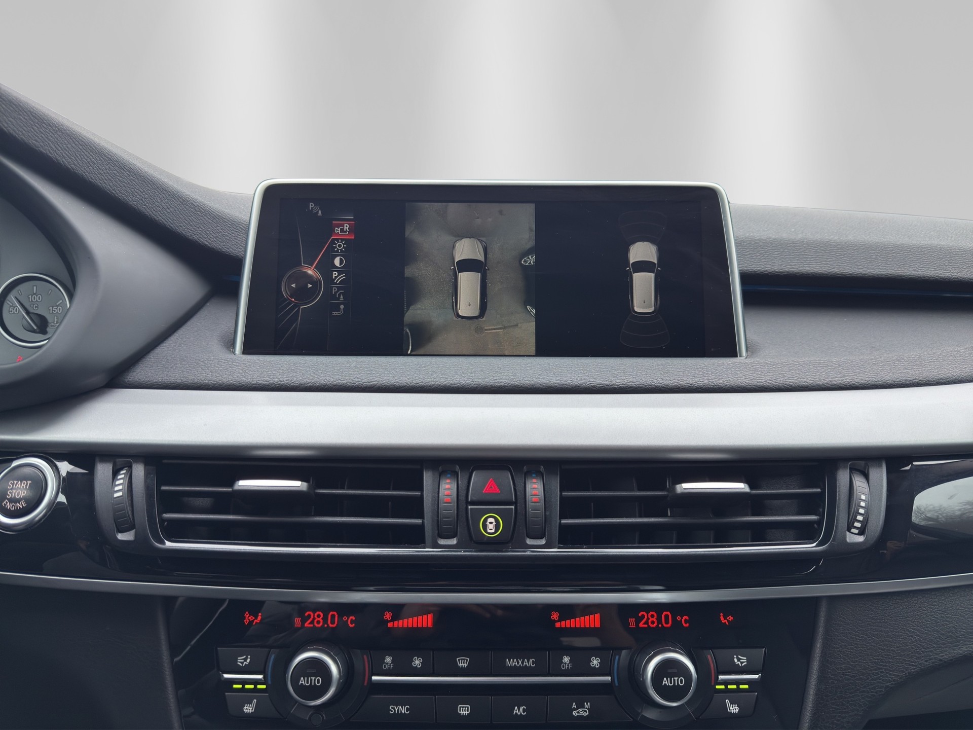 BMW X5 xDrive 30d Steptronic-image-12