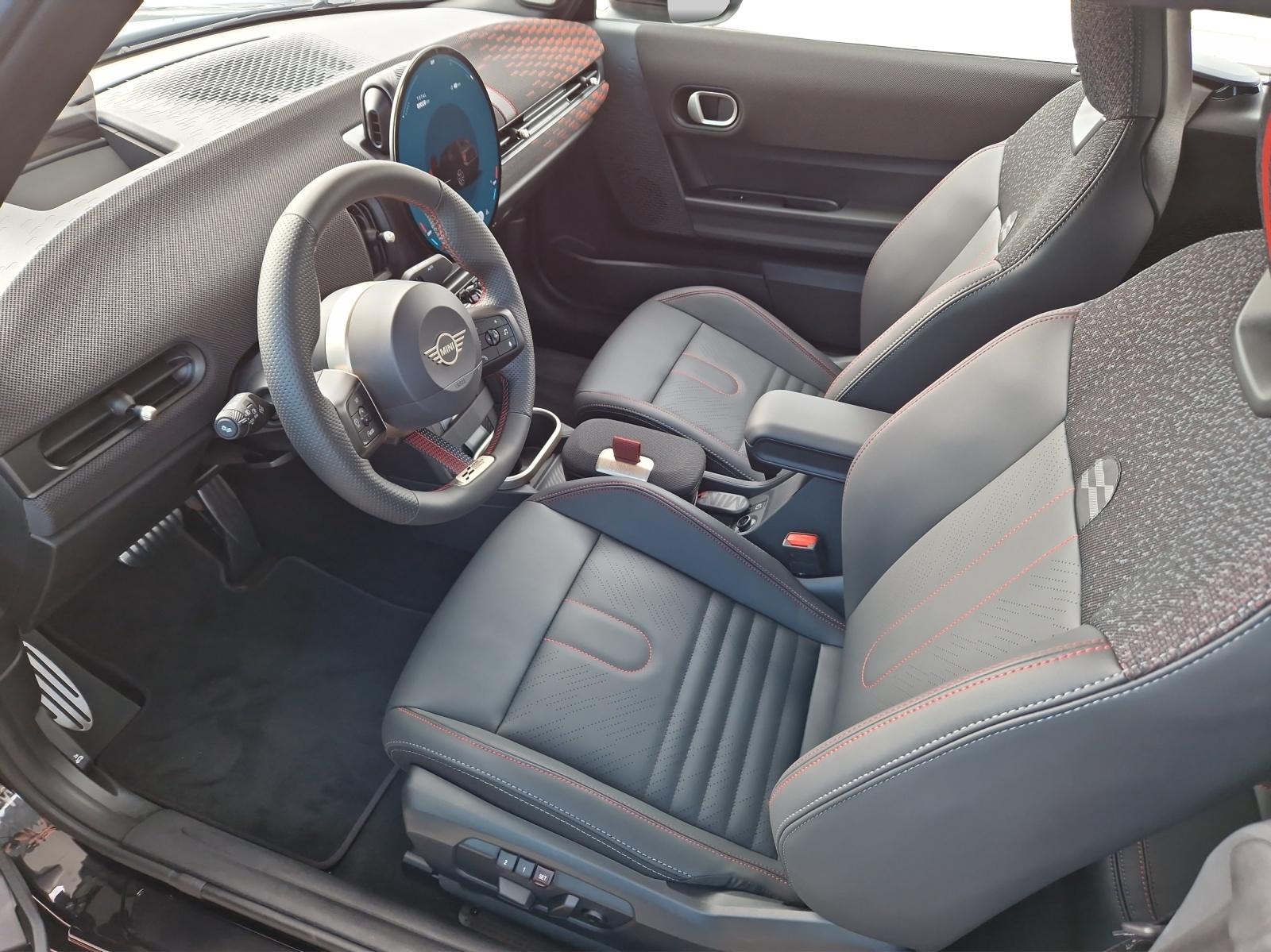 MINI Cabrio John Cooper Works F67-image-10