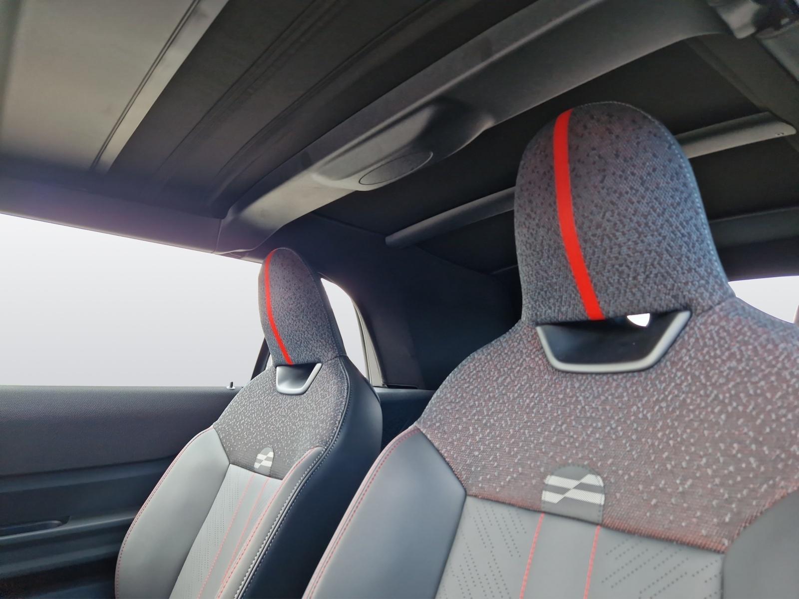MINI Cabrio John Cooper Works F67-image-13