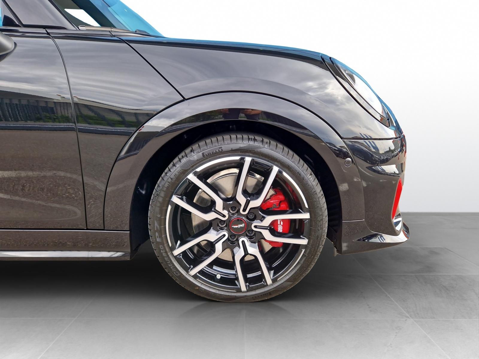 MINI Cabrio John Cooper Works F67-image-5