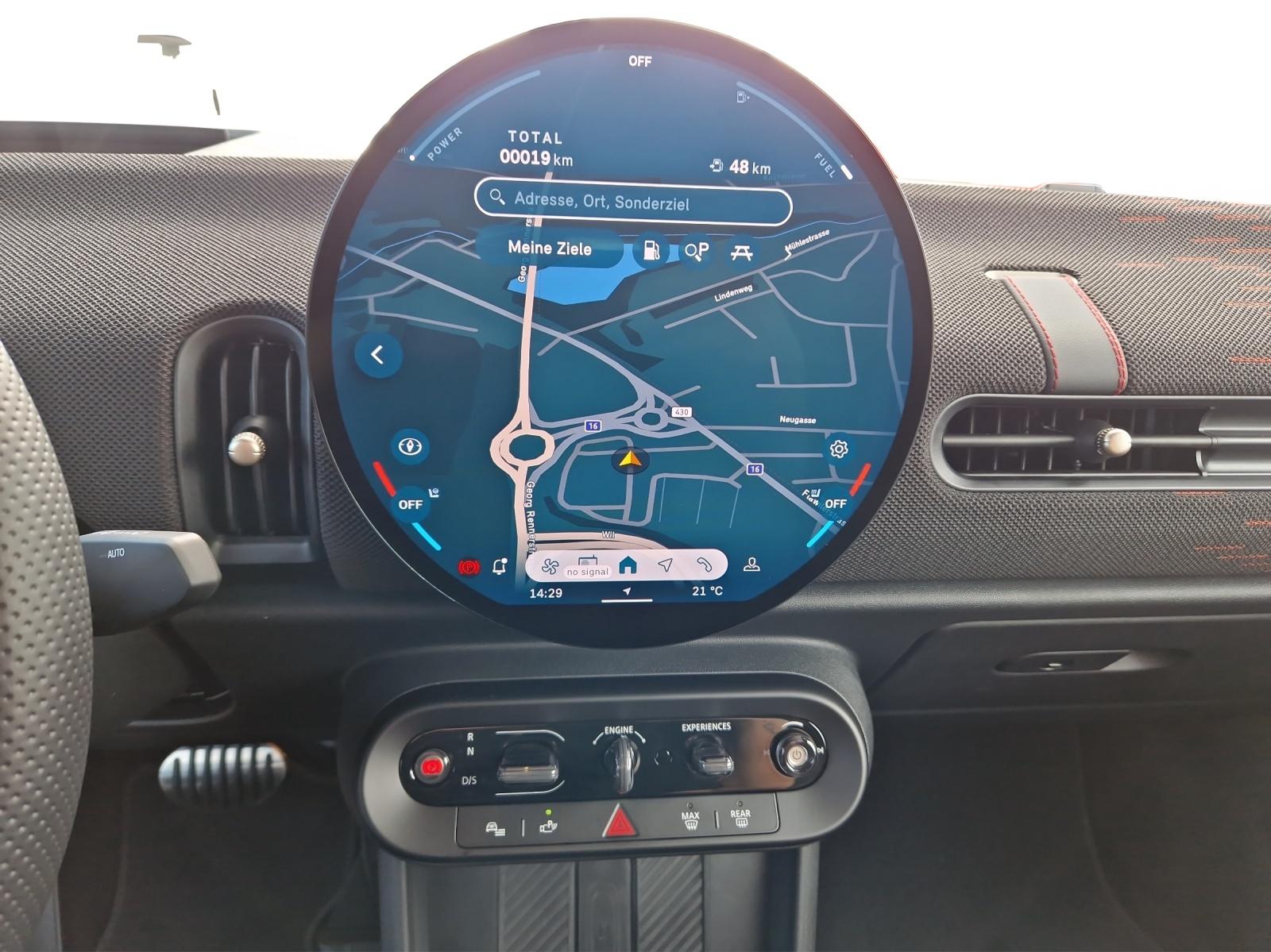 MINI Cabrio John Cooper Works F67-image-16