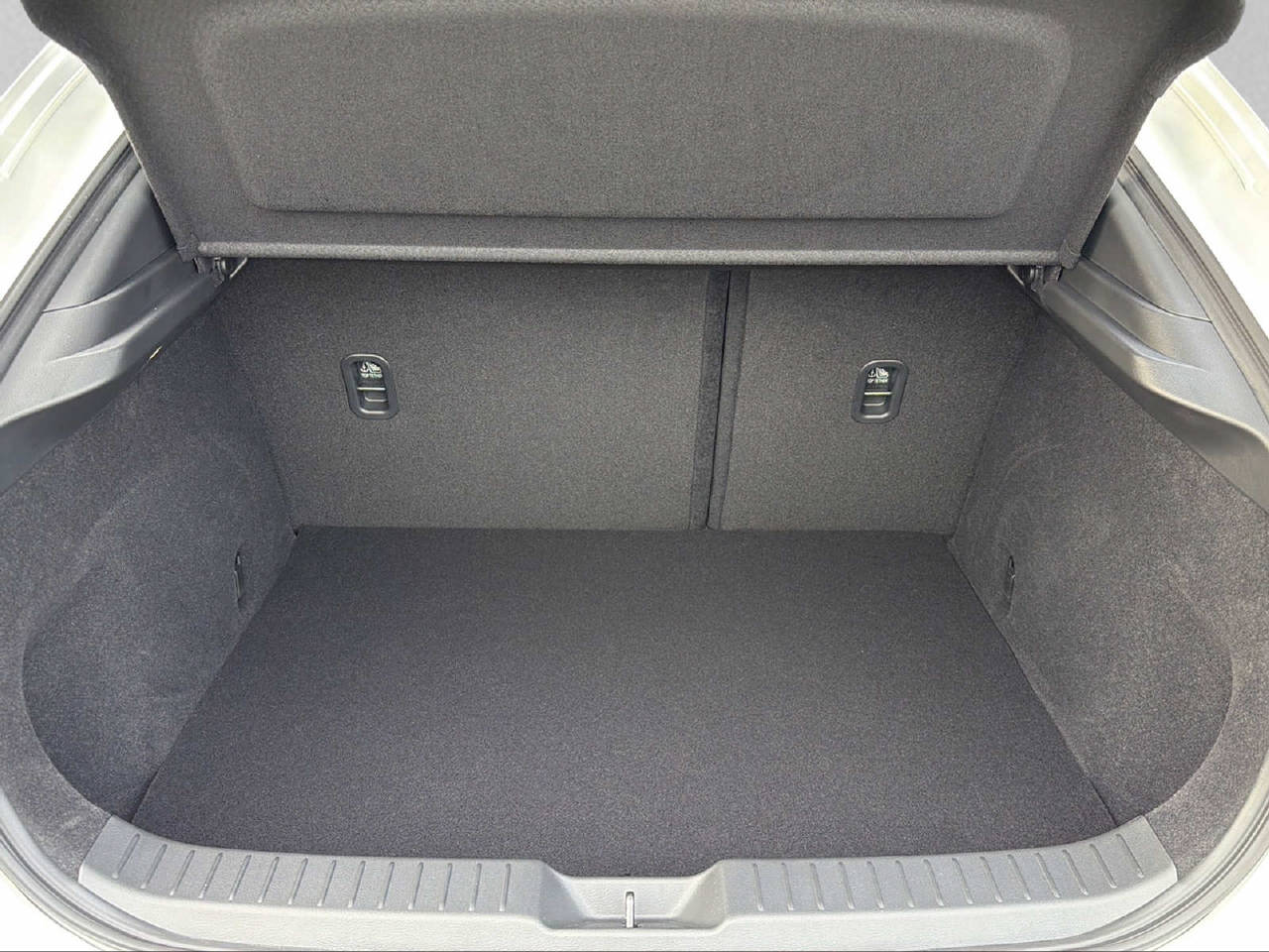 MAZDA CX-30 2.5 140 PS Exclusive-Line FWD-image-7