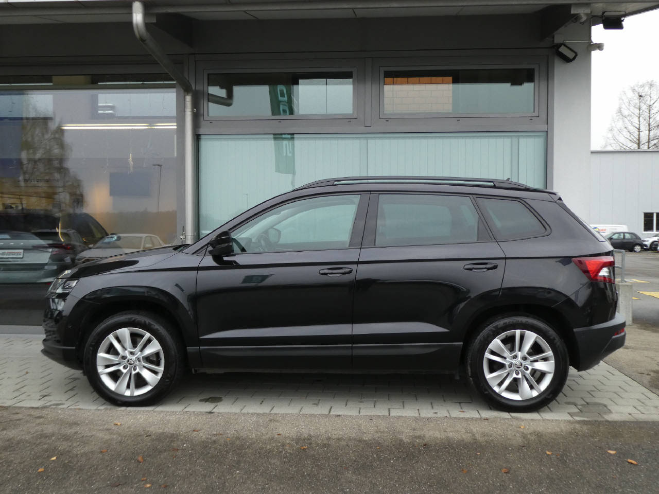 SKODA Karoq 2.0 TDI Style 4x4 DSG-image-7