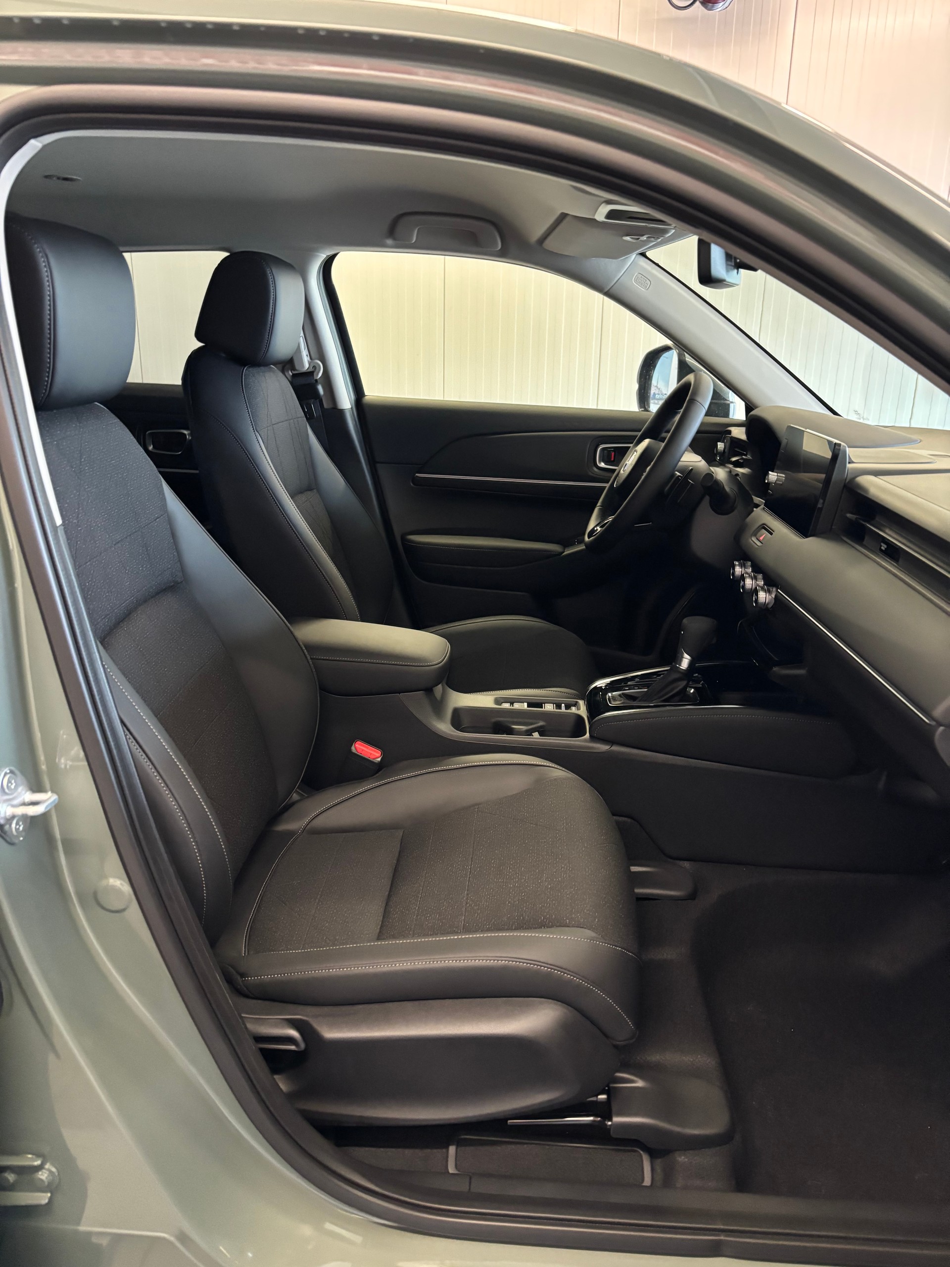 HONDA HR-V 1.5i-MMD Advance CVT-image-12